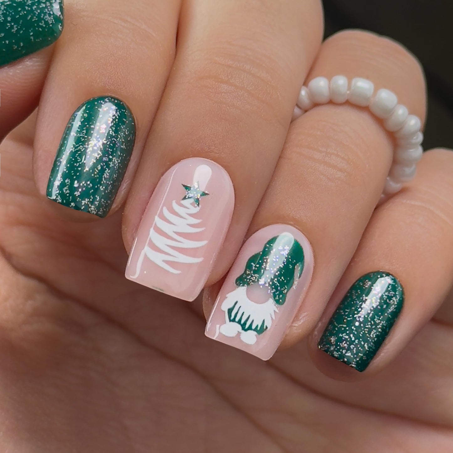 Curvlife Press on Nails Acrylic Square Fake Nails with Design Full Cover False Nails for Women Reusable Nail Kit (Green Christmas, 30pcs)