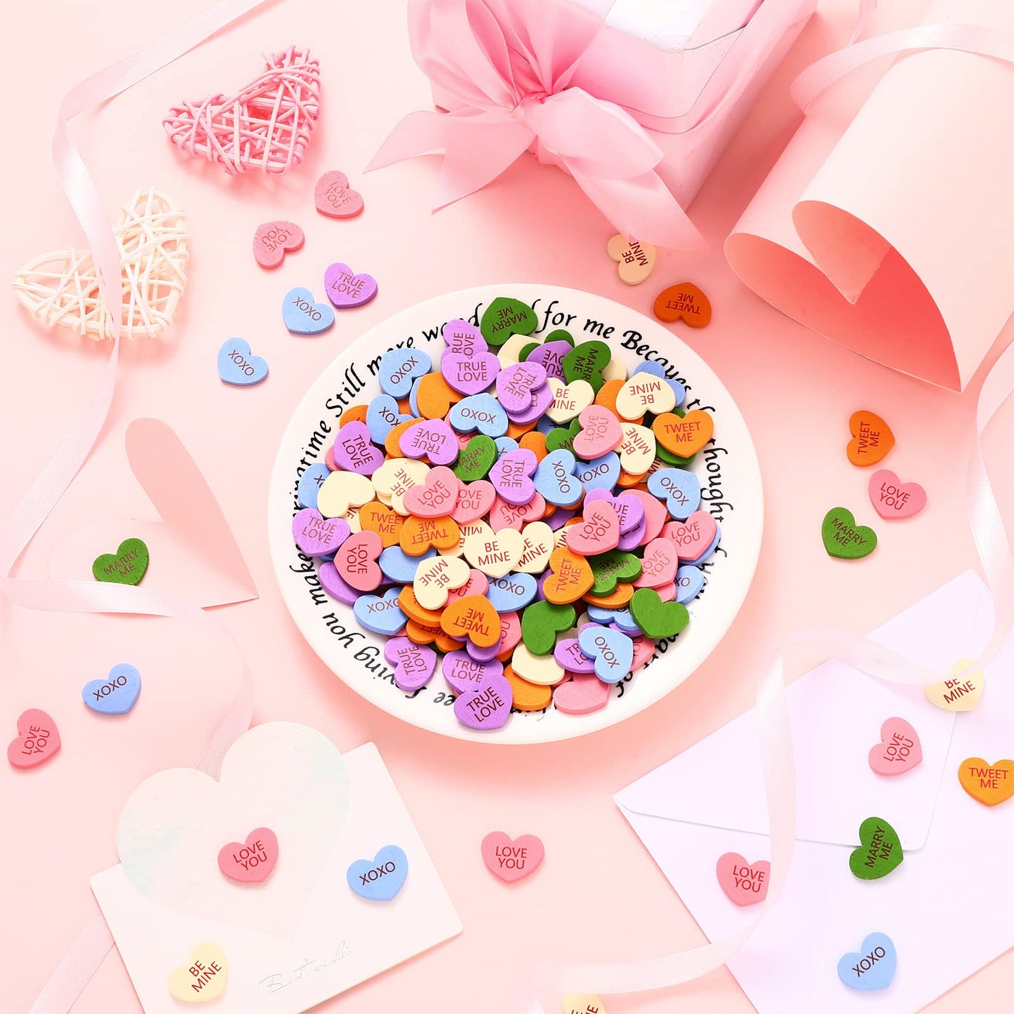 Maitys 300 Pcs Valentine's Day Conversation Hearts Vase Filler Wooden Conversation Hearts Decor Valentine Table Decorations Wedding Scatter Table Confetti for Crafts Wedding Bridal Shower Decorations