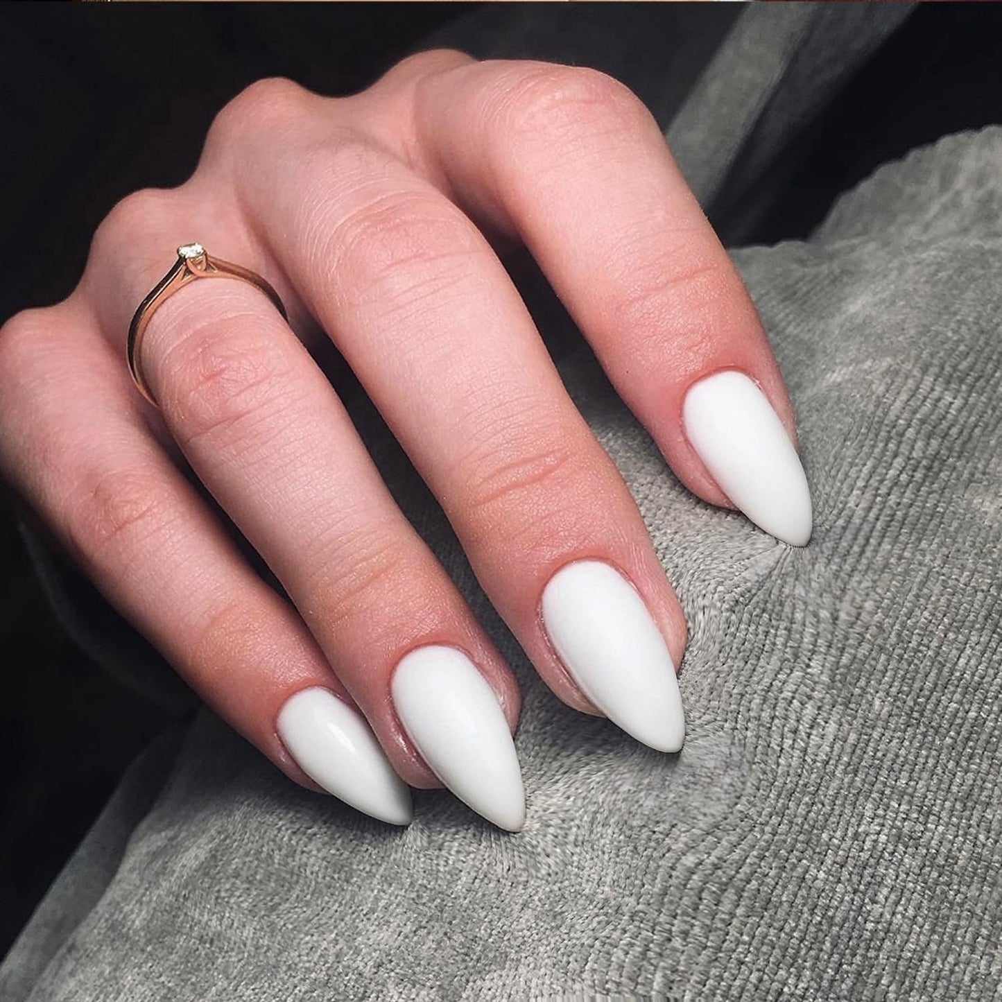 All White Press on Nails Medium Stiletto Almond,KQueenest Matte Pure Color Acrylic Nails Set Reusable Fake Nails with Feature Protective UV Coating for Women Nail Art Manicure in 24PCS