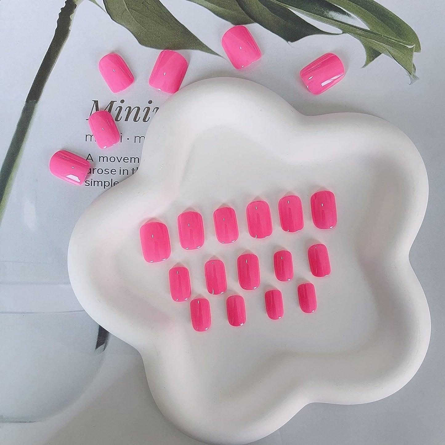 KXAMELIE Hot Pink Press on Nails Short Square&Fushcia Press on Nails Short Oval For Beach Party Daily Decoration in 48 PCS