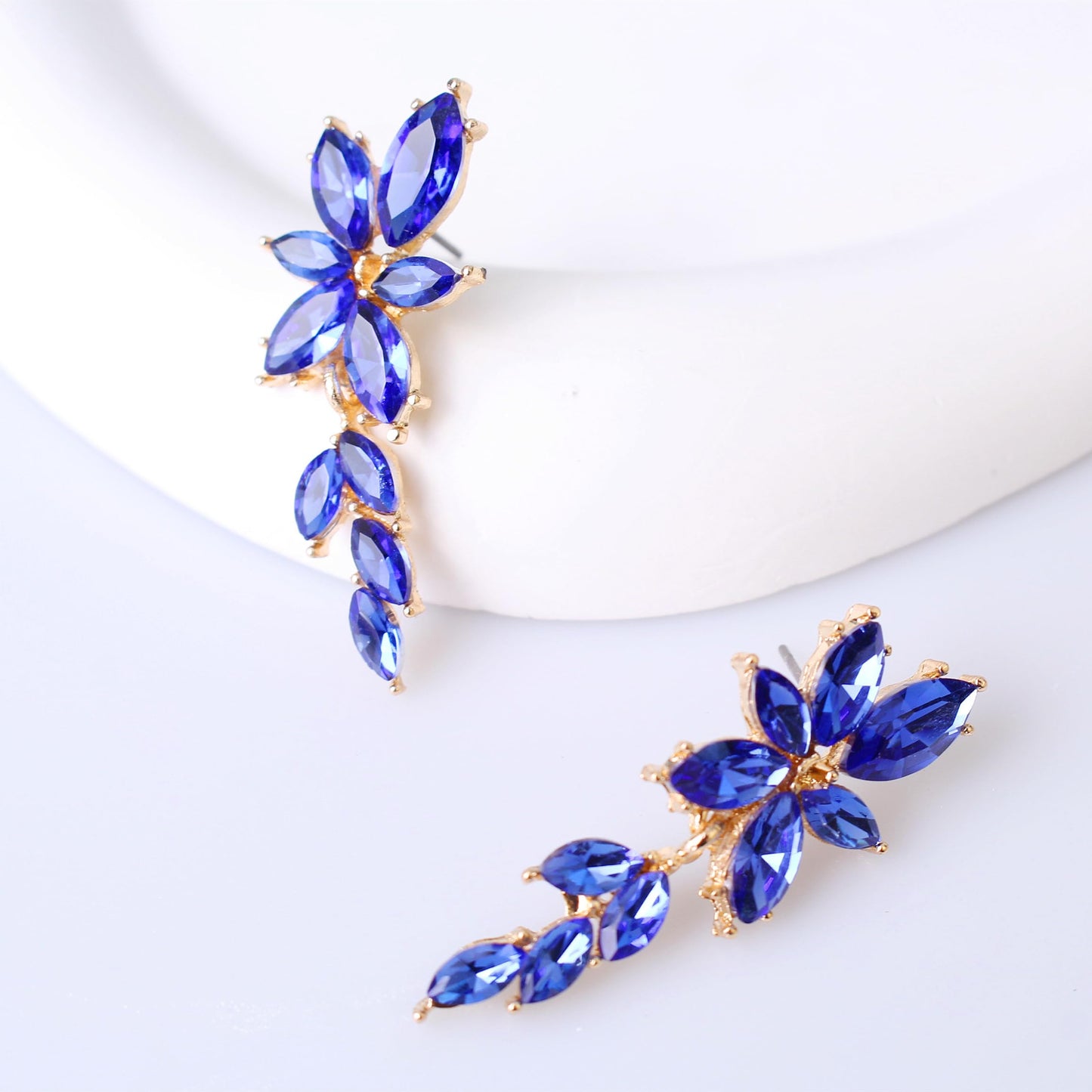 ATIMIGO Elegant Royal Blue Rhinestone Dangle Earrings Cluster Crystal Wedding Bridal Earrings for Brides Bridemaids Formal Prom Statement Drop Earrings for Women