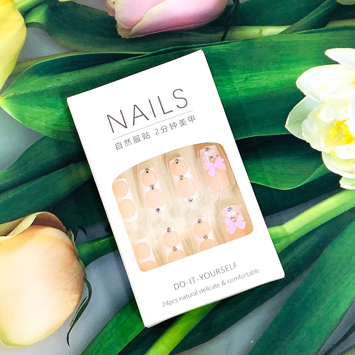 EYZOTSF Press on Nails Medium Square Shaped Acrylic Medium Square Shaped False Nails with Designs Artificial Short Coffin Fake Nails with Charms Glue ons Fingernails for Women Girls(A80408)