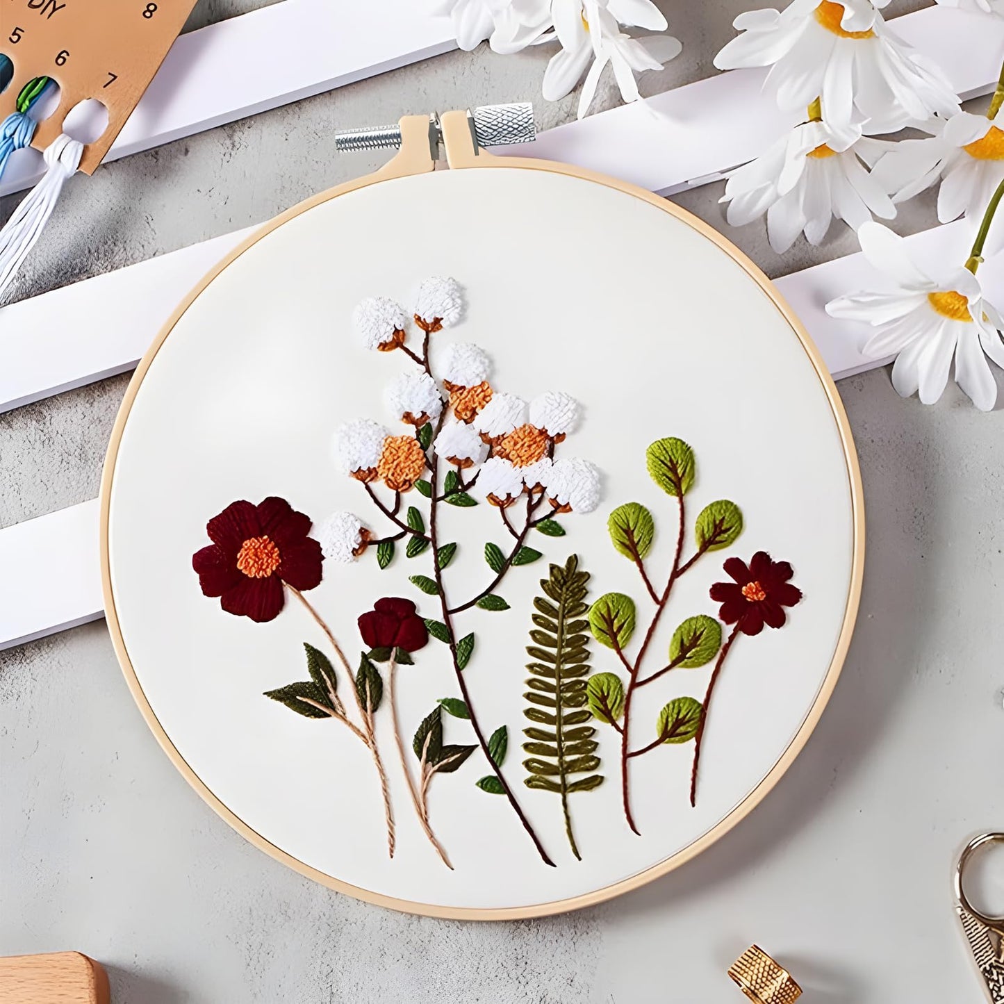 Biaungdo Adjustable Rotated Embroidery Hoop Stand with 5 Pack 5 Sizes Hoop, Wooden Embroidery Holder Frame for Cross Stitch, DIY Craft Sewing Projects