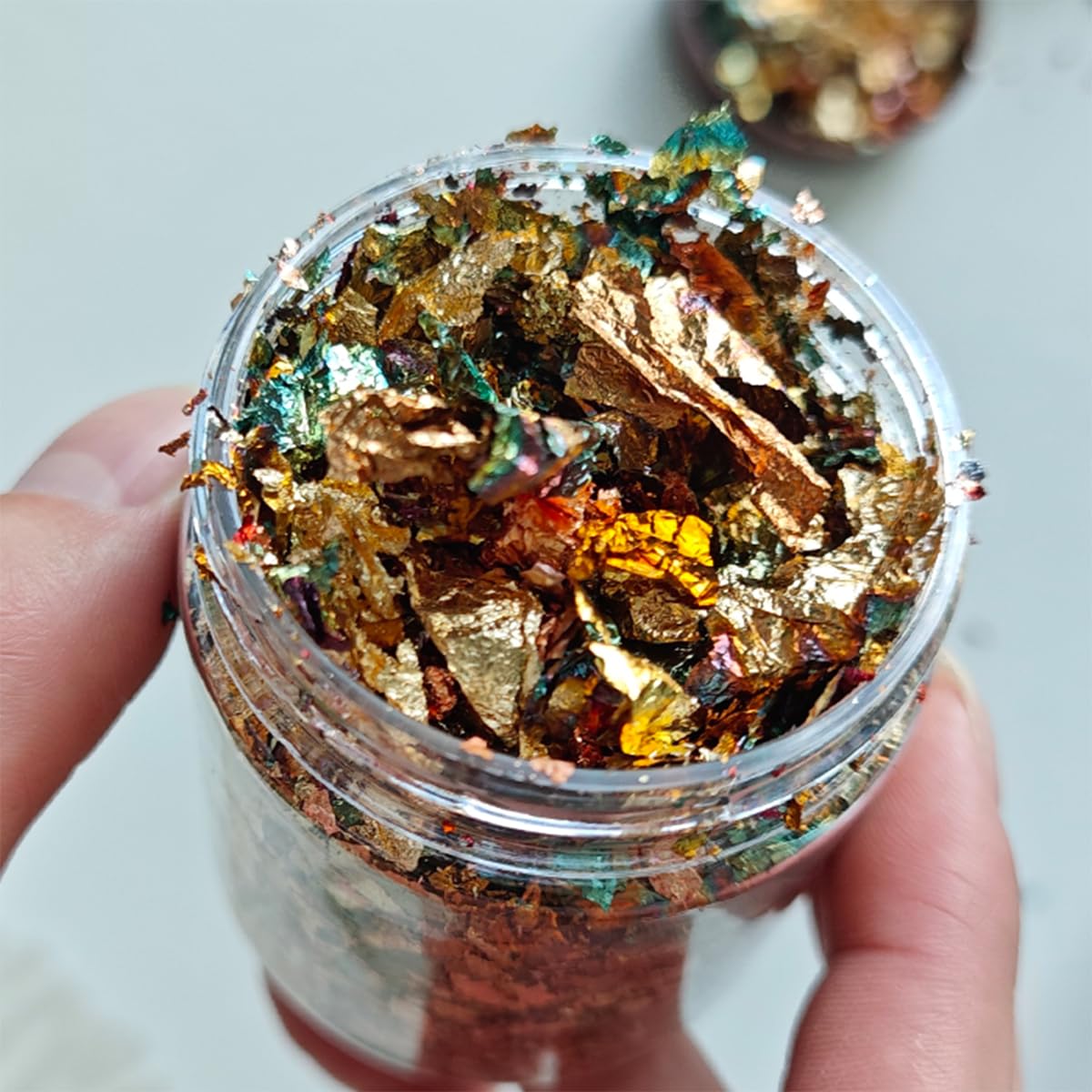 BLWAFY Gilding Flakes Leaf Flakes Gilding Variegated Gold Foils for Art Supplies,Resin,Nails,Painting,Crafts(Multicolor)