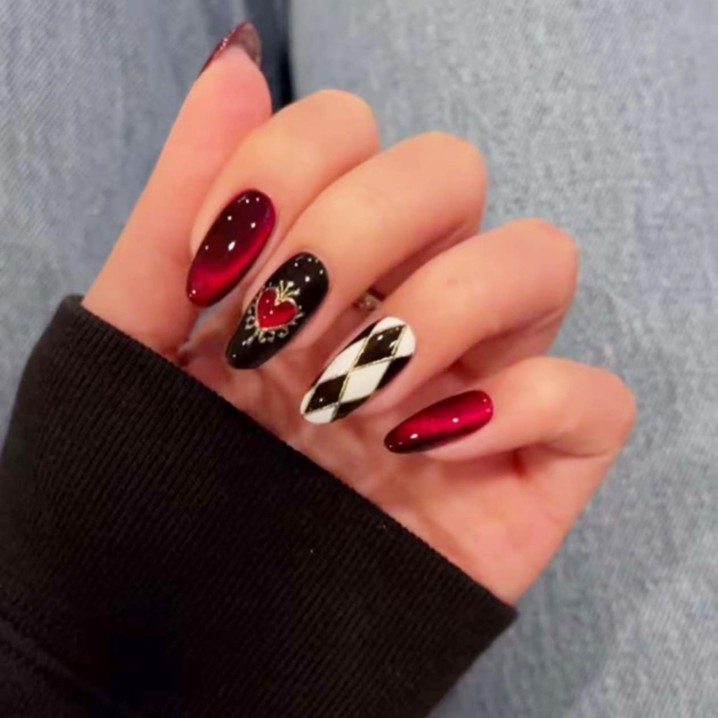 Almond Press on Nails Medium Fake Nails Red Artificial Nail Seeneey Heart Love Poker Stick on Nail for Women 30pcs
