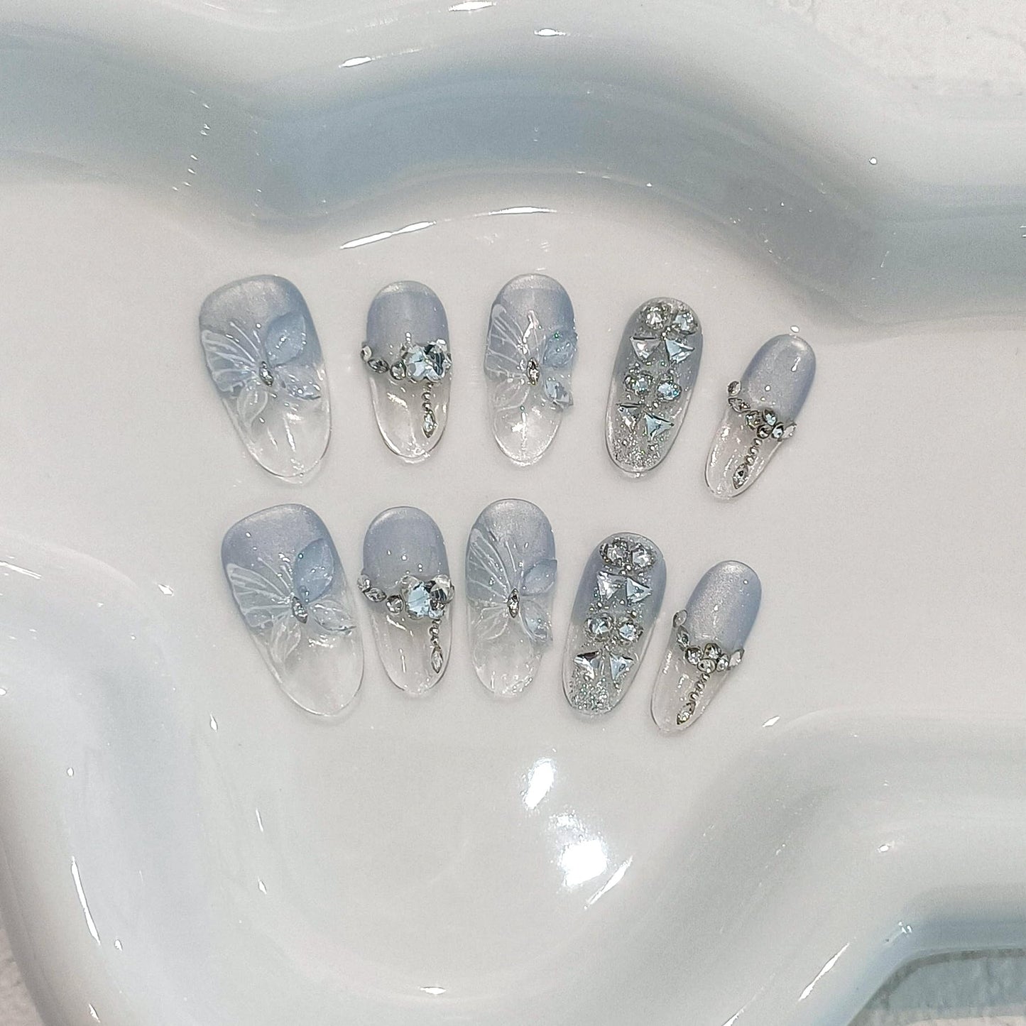 TENPAL Cat Eye Press on Nails 10Pcs Full Kit - Short Oval Icy Ocean Gradient False Nails, 3D Butterfly Rhinestone Spring Summer Fake Nails, Ethereal Glue on Nails for Girls Glitter Shimmer Design(M)