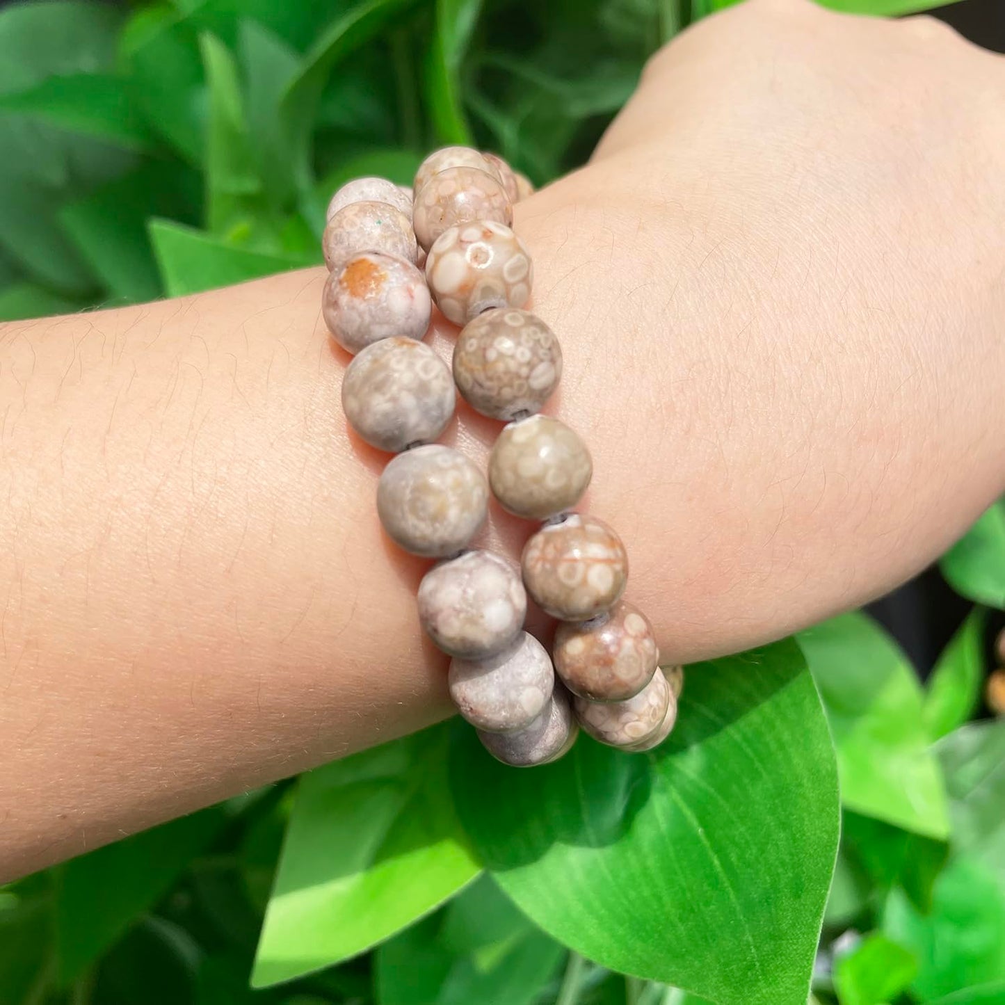 Yochus 60pcs Polish Maifanitum Beads，6mm Healing Power Natural Stone Round Loose Gemstone Beads for Jewelry Making Earring Necklace DIY Crafts