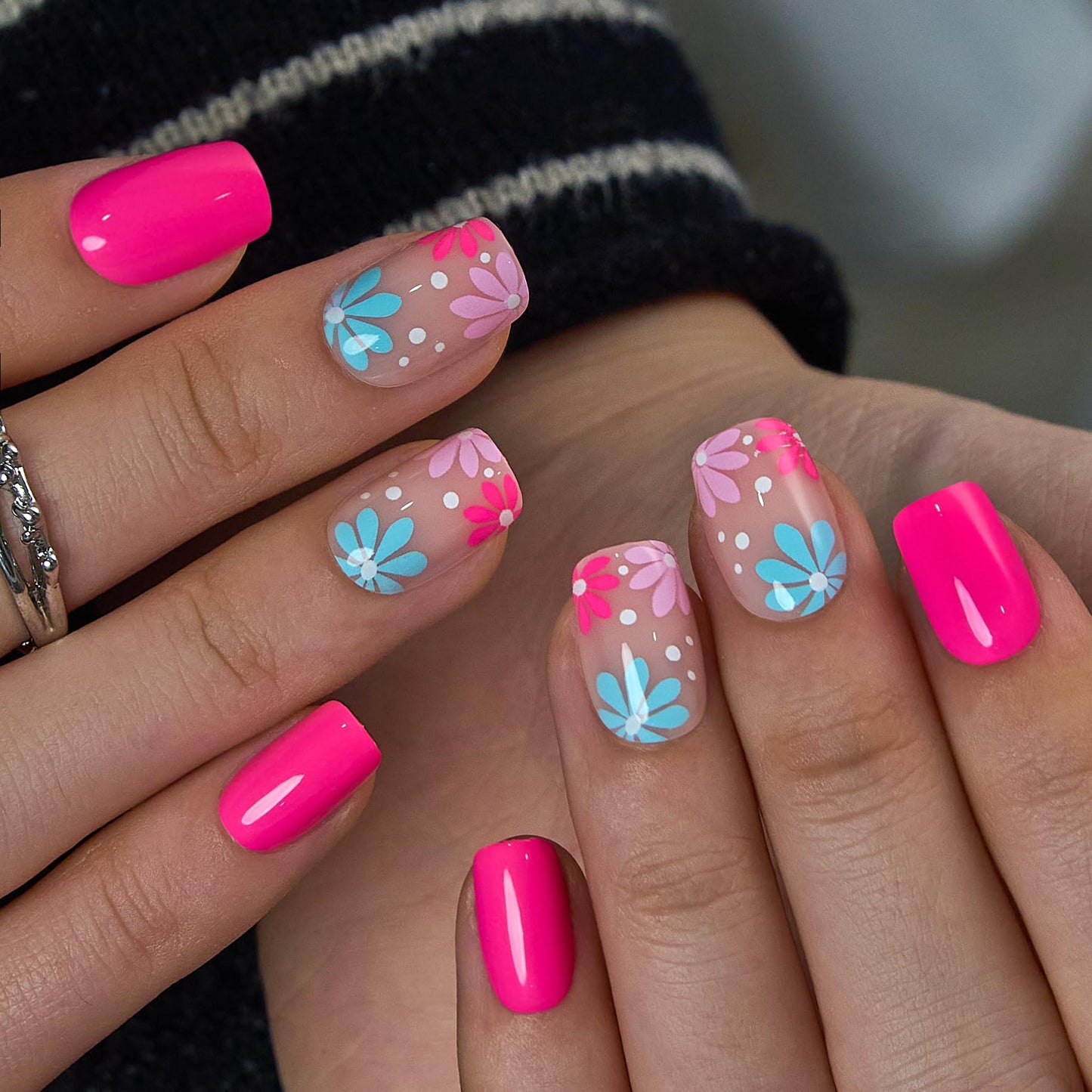 Curvlife Square Press on Nails Short Soft Gel Fake Nails with Design Full Cover False Nails Reusable Nail Kit with Nail Glue Adhesive Tabs Nail File Artificial Glue on Nails (pink flower, 30pcs)