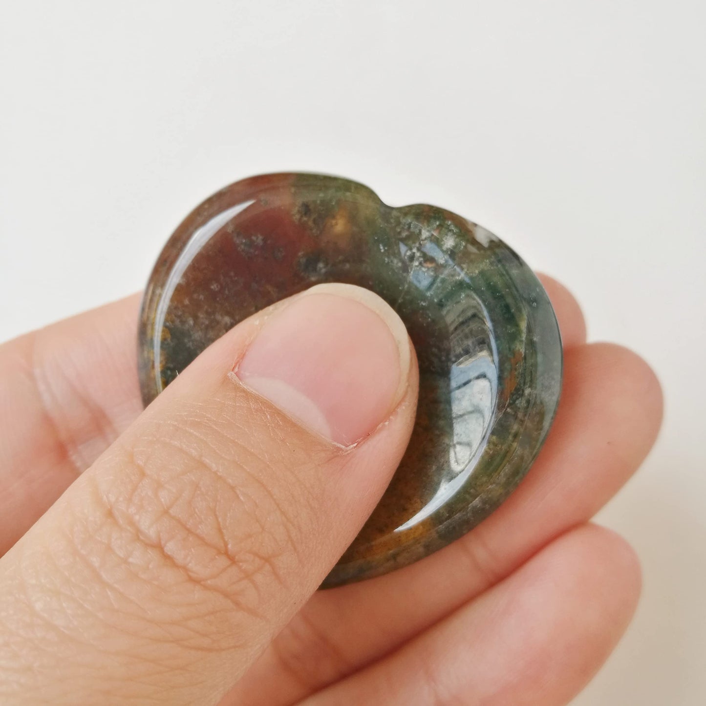 Bacatgem Natural Ocean Jasper Heart Chakra Thumb Worry Stone,Hand Carved Healing Crystal Shaped Stone for Anxiety Stress Relief Meditation
