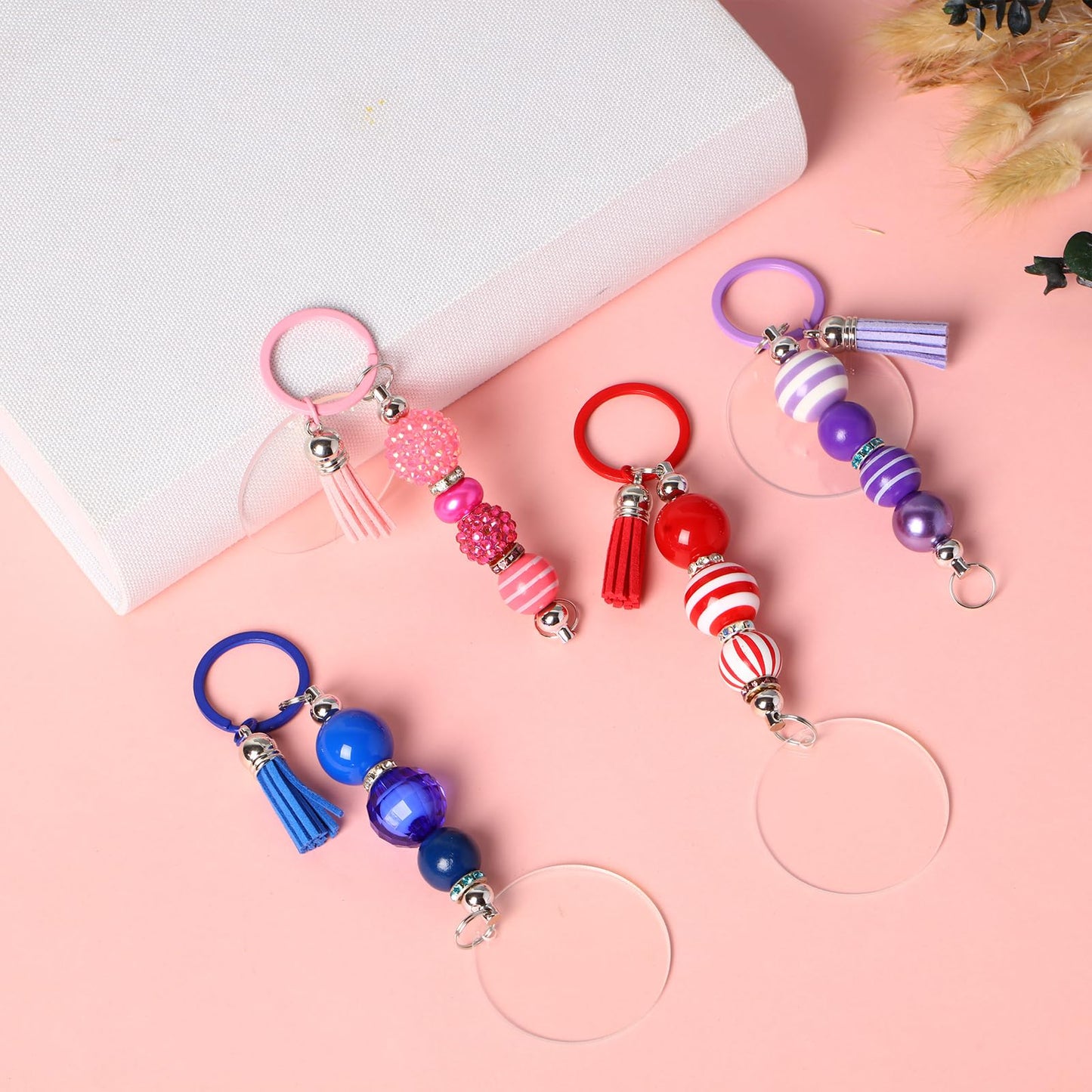 Trnayi 104 Pcs Beadable Acrylic Keychain Blanks Set, Including 26 Clear Acrylic Round Blanks 26 Keychain Ring 26 Tassels 26 Beading Rod for DIY Key Chain Crafting Project Gifts