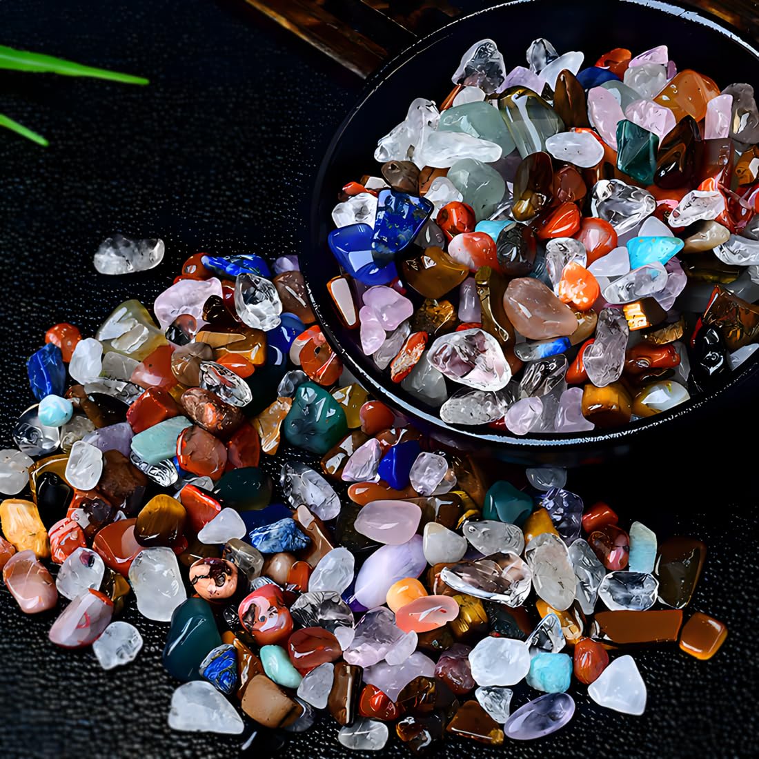 500 pcs Natural Chip Stone Beads, Hot Multicolor 5-8 mm Irregular Gemstones Healing Crystal Loose Rocks Bead Hole Drilled for Jewelry Making Bracelet