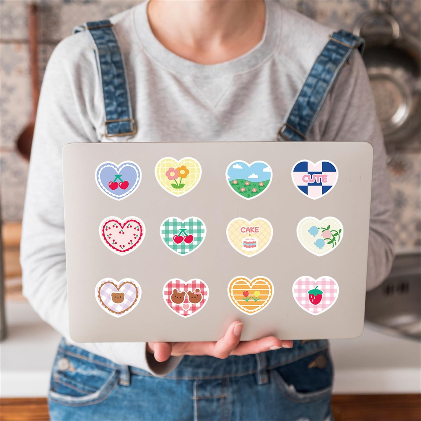 50PCS Valentines Stickers, Heart Stickers for Water Bottle, Scrapbook, Laptop, Valentine's Day Gift, Cute Love Decorative Sticker for Teens Adults