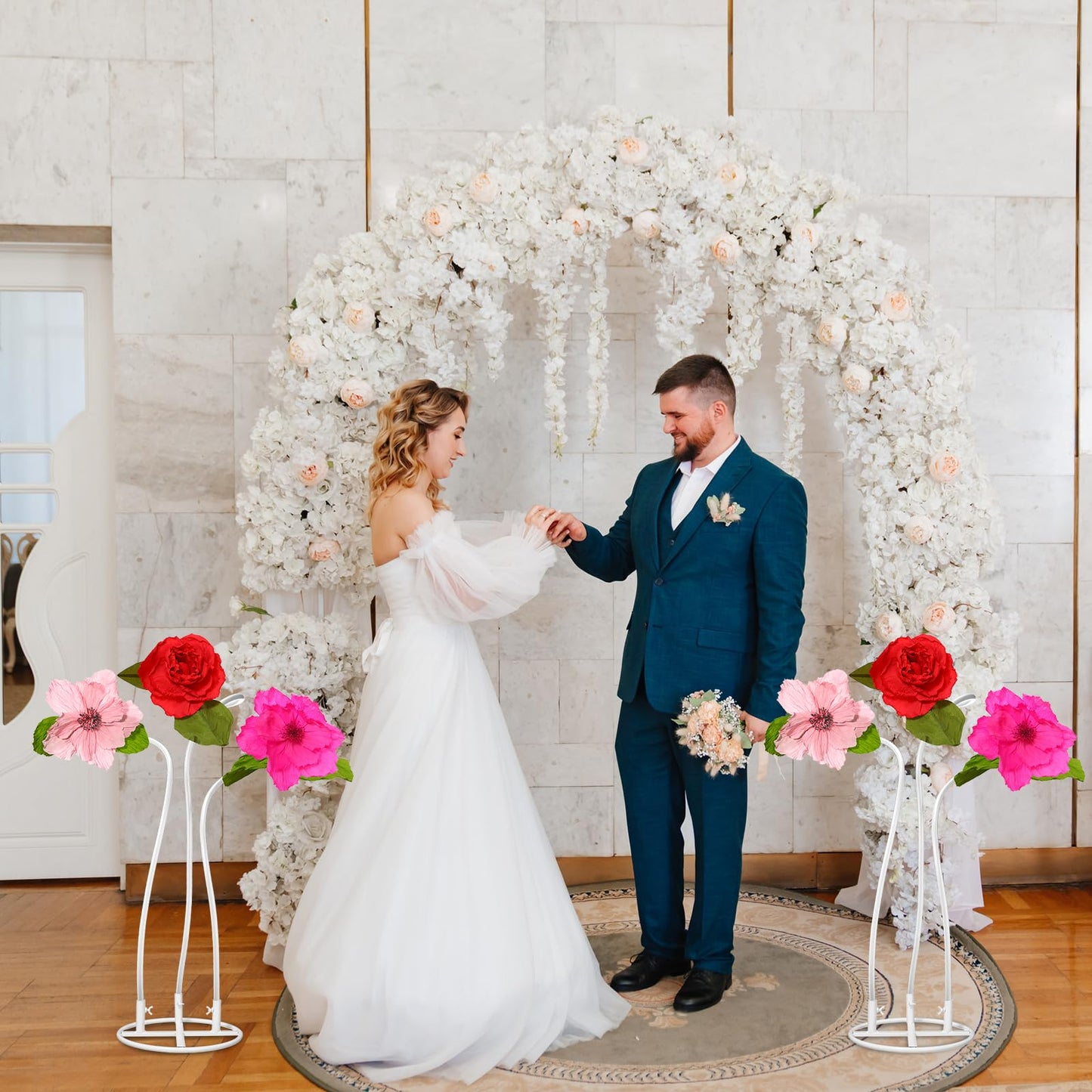 Otoolling 32.8 ft Giant Flower Stand Flexible Pipe Stem for Decor Flower Pole Display Stand Base Giant PVC Pipe Stem Tubing for Crafts Floral Wedding Balloon Backdrop Arches Prop DIY(2 Pcs,White)