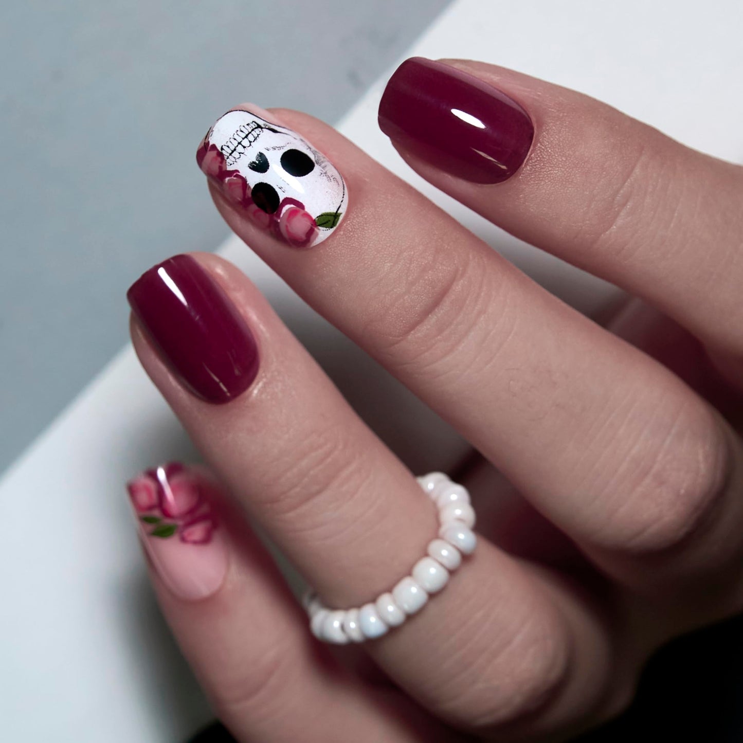 Curvlife Press on Nails Acrylic Fake Nails with Short Square Red skull Design Full Cover False Nails Reusable Nail Kit with Nail Glue Adhesive Tabs Glue on Nails