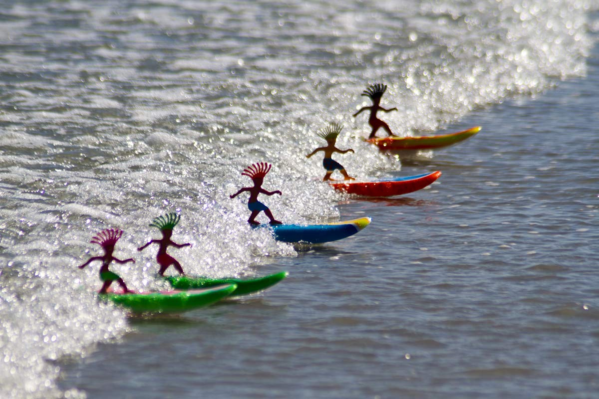 Surfer Dudes Classics Wave Powered Mini-Surfer and Surfboard Toy - Trestles Tim