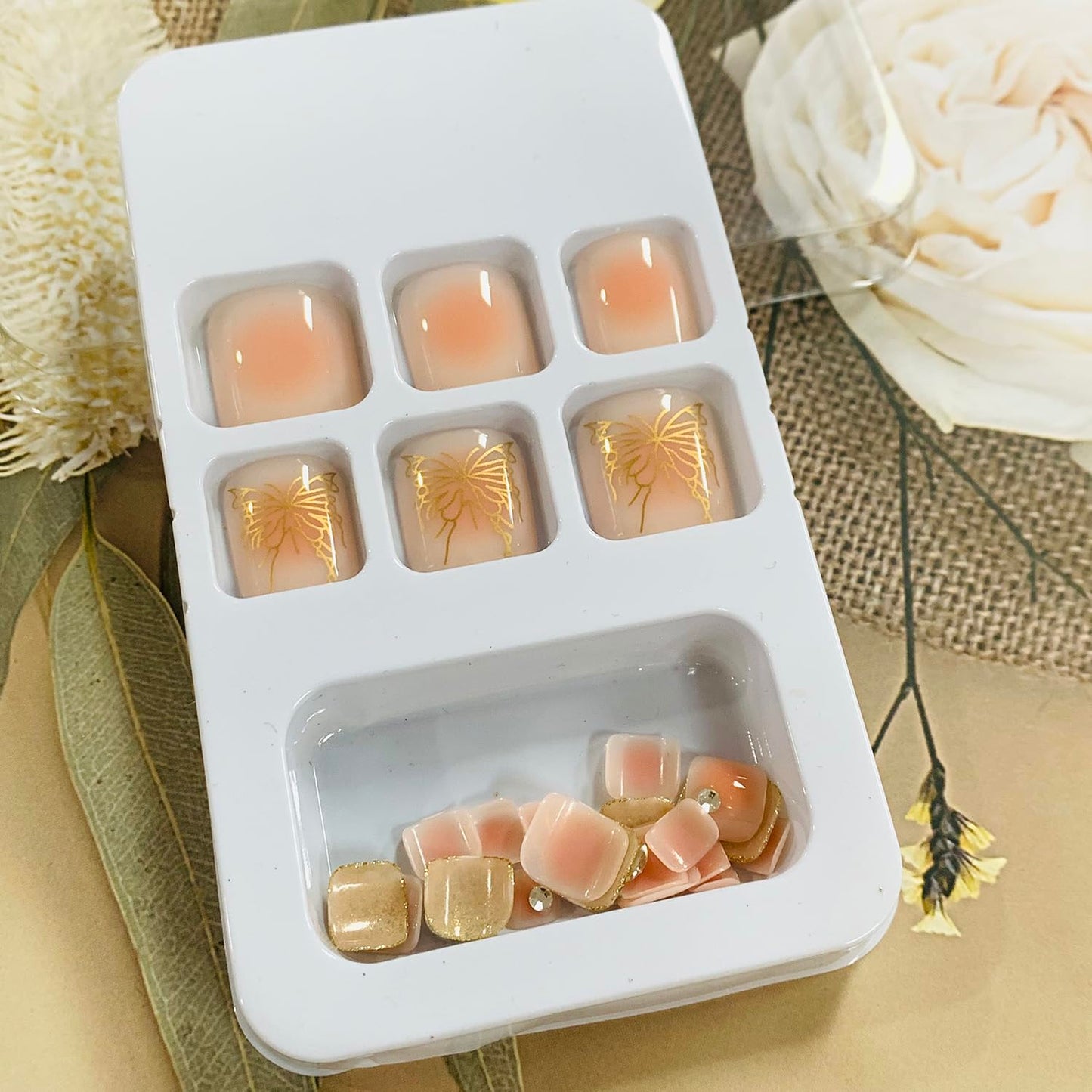 FIEONCIY 24pcs Press-on Square Acrylic False Nails Set with Glue, Gold Butterfly & Rhinestone Design, Spring & Summer Theme, Full Cover Nails, Modern Style
