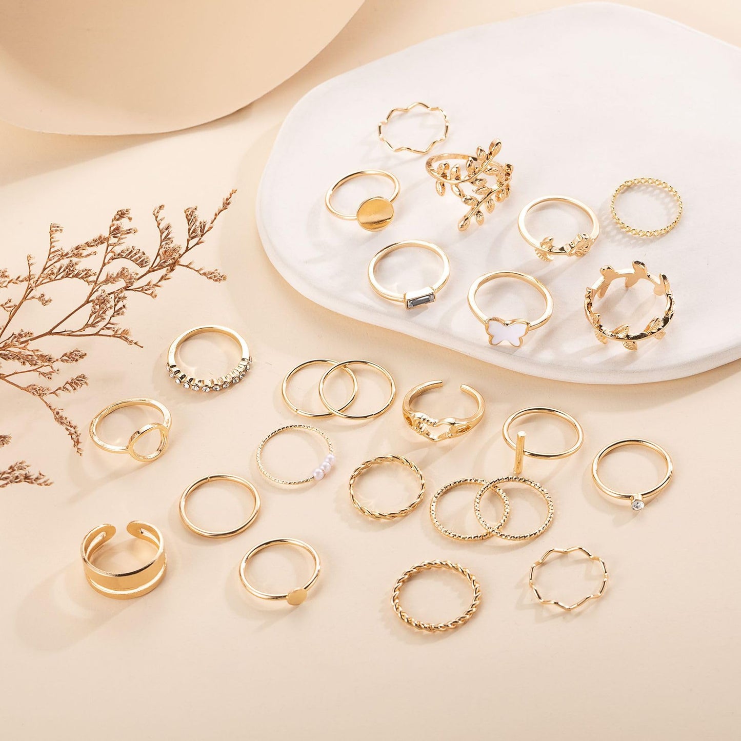 FUTIMELY Boho Retro Stackable Rings Sets for Women Knuckle Joint Finger Knuckle Nail Ring Sets Moon Stars Stack Preppy Statement Rings Cute Trendy Stuff Jewelry (E-24PC-Leaf Rings)