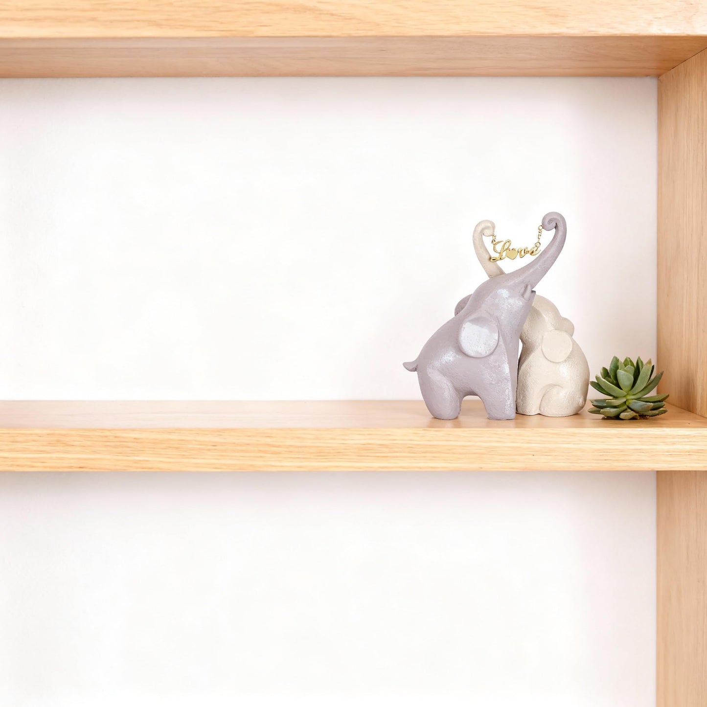 DOVDOV Gray Couple Elephant Statue, Modern Art Love Elephant Decor, Heart-Shaped Elephant Sculpture Suitable for Living Room, Bedroom, Office, Bookshelf, and Tabletop Decoration.(D)