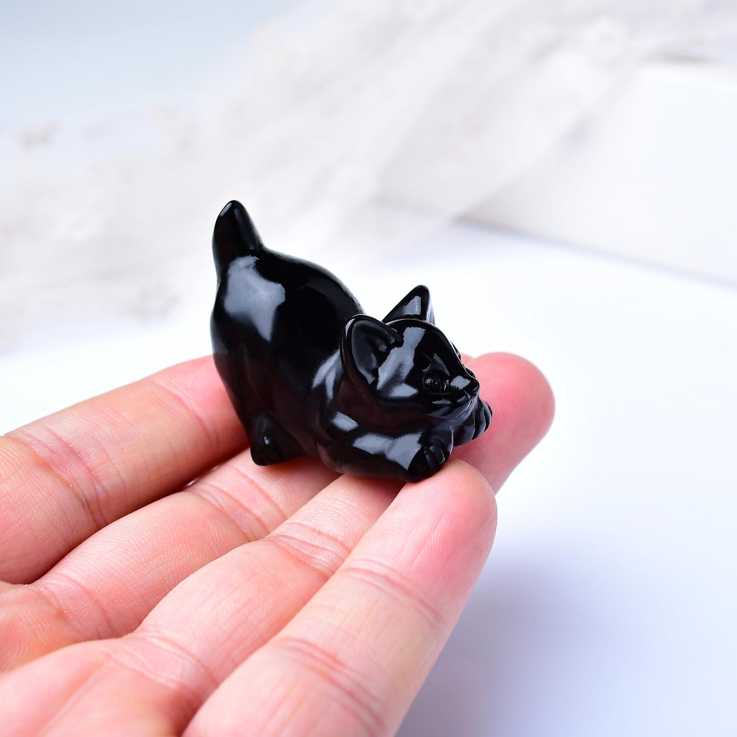 DZJXBZhu Obsidian Cat Crystal Statue Healing Crystal Reiki Meditation Pocket Gem Guardian Sculpture Home Study Table Desk Decor Collection Gift for Loved Ones