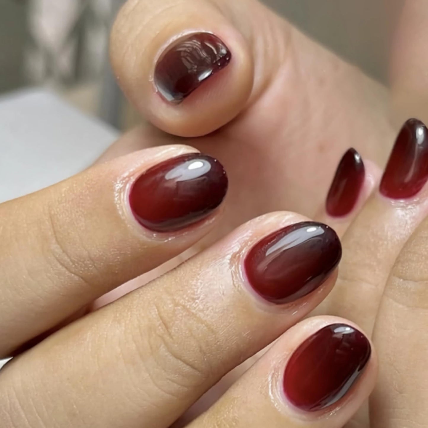 BABALAL Short Press on Fake Nails Black Red Gothic Acrylic Nails, Round Oval, Halloween, 24Pcs, Glossy, Reusable, False Nails, With Glue