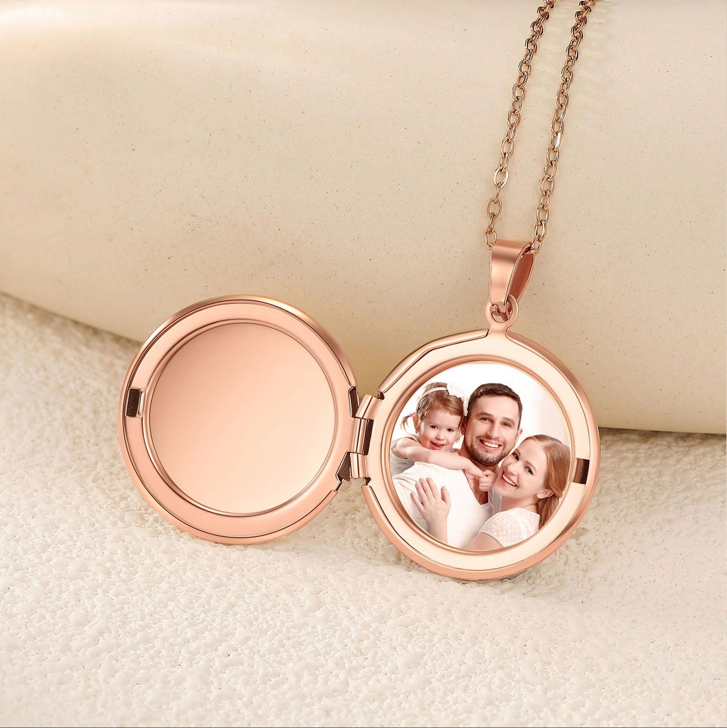 Rose Gold Glossy Round Locket Necklace Personalized Necklaces for Women Custom Lockets with Picture Inside Customized Texts Engraved Gifts for Mom Daughter