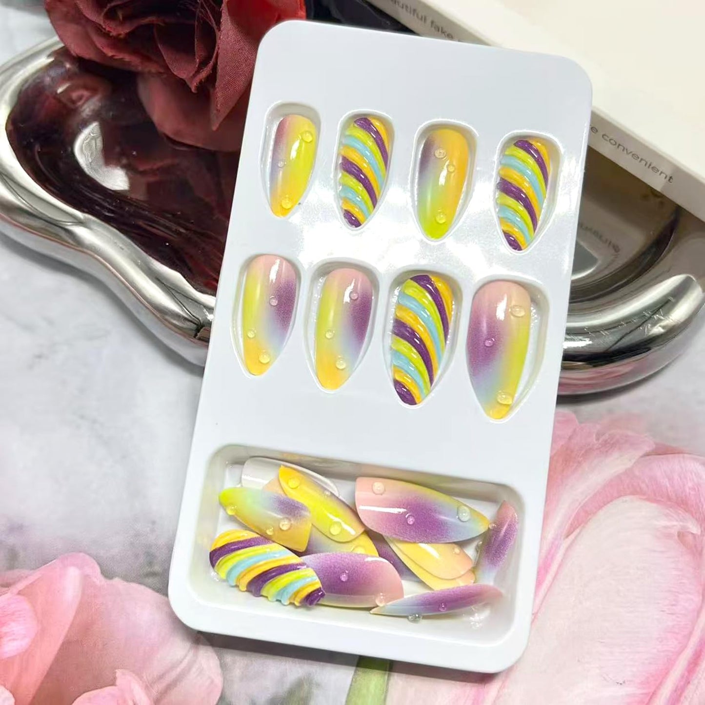3D Colorful Stripe Press on Nails Medium Almond Gradient Fake Nails Glossy Full Cover Acrylic Glue on Nail for Women