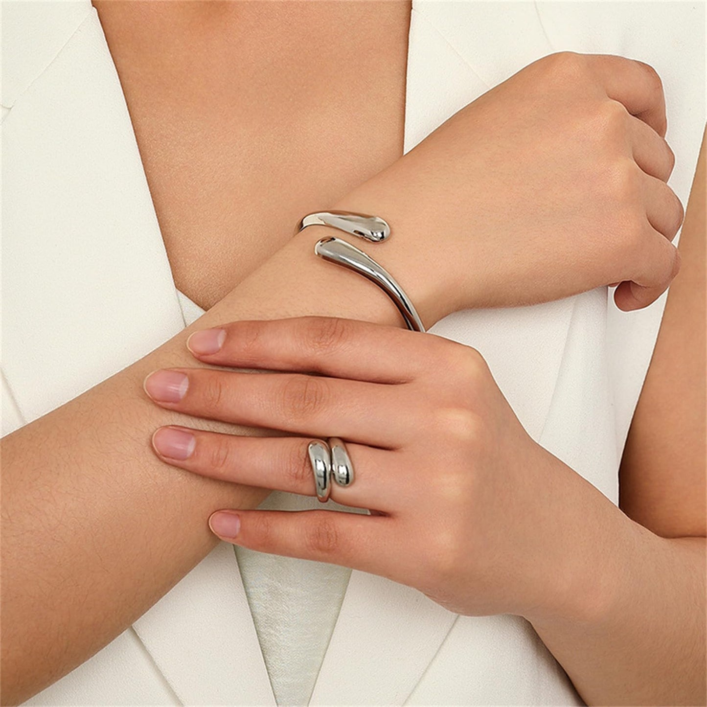 Hcrohihit Chunky Thick Cuff Bangle Bracelet for Women,Minimalist Adjustable Open Cuff Bracelet and Ring Collar Set,Polished Statement Cuff Bangle,Fashion Jewelry (B Silver)