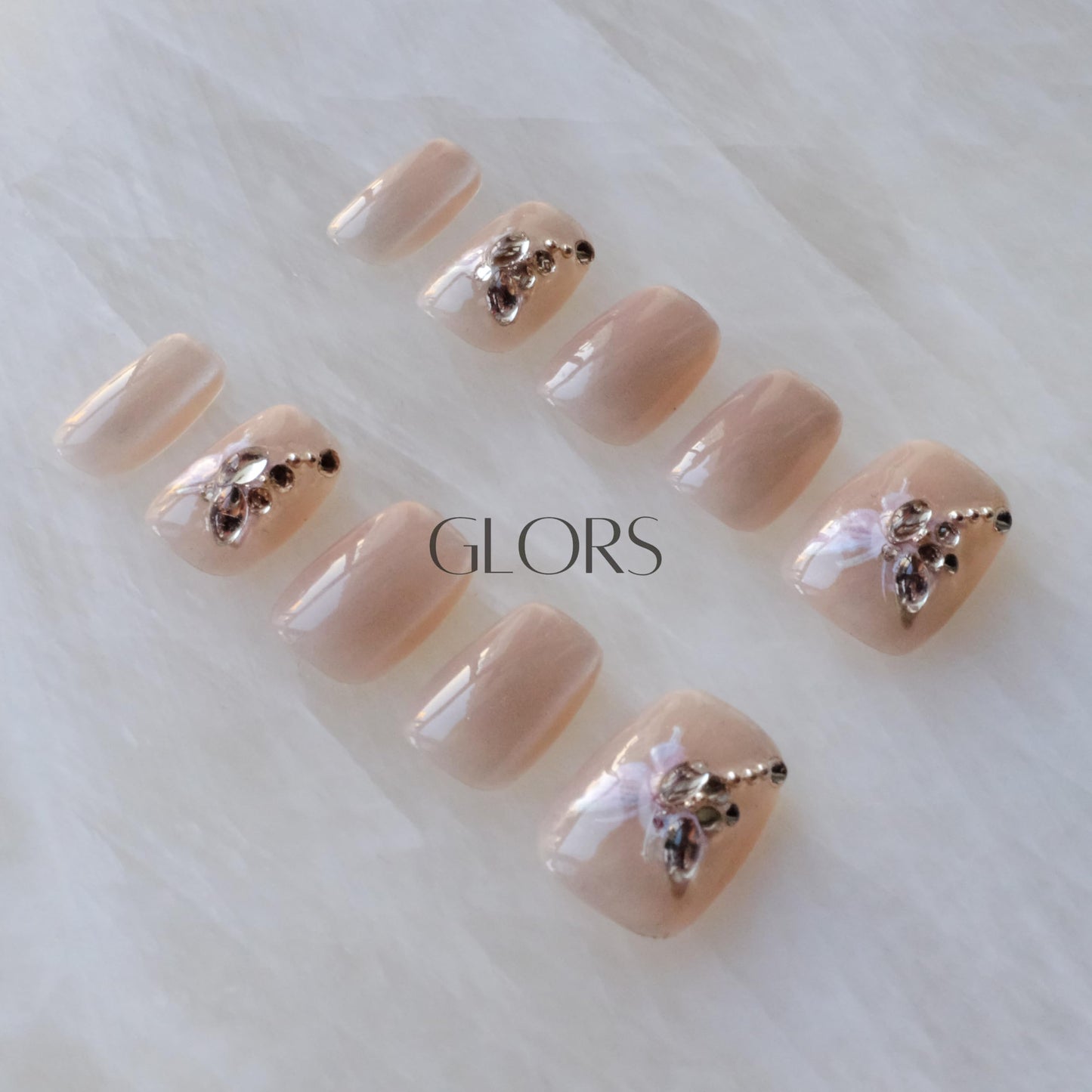 [GLORS] Purely Handmade Short Press On Nails | SCSbutterfly - Artistic Fake False Nail Tips with Butterfly | Salon Quality Cat-eye Nail Art in Short Square 10 pieces(XS, SS)