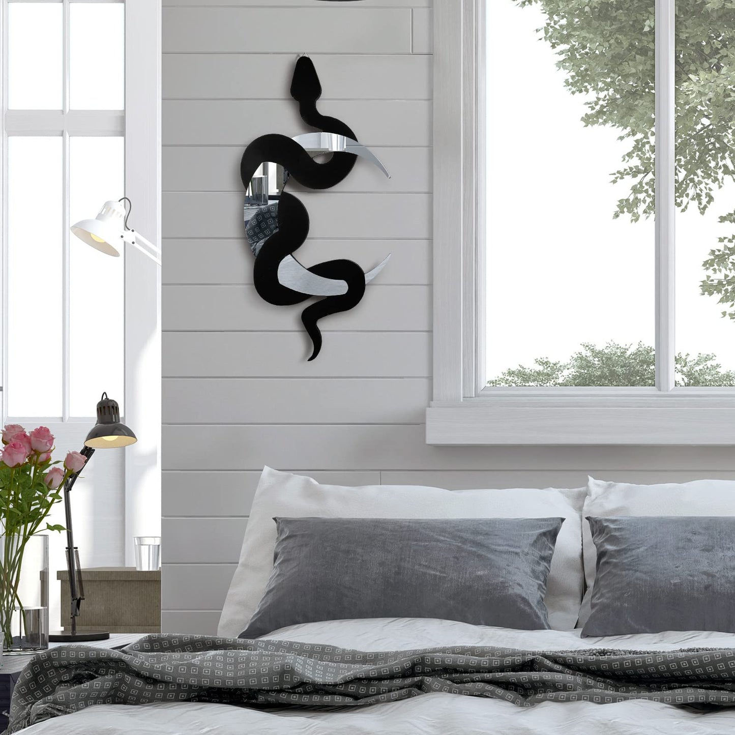 Weysat Black Snake and Crescent Moon Mirror Gothic Wall Decor Gothic Snake Decor Boho Hanging Mirrors Home Decorative Wall Art for Living Room Bathroom Bedroom Hallway