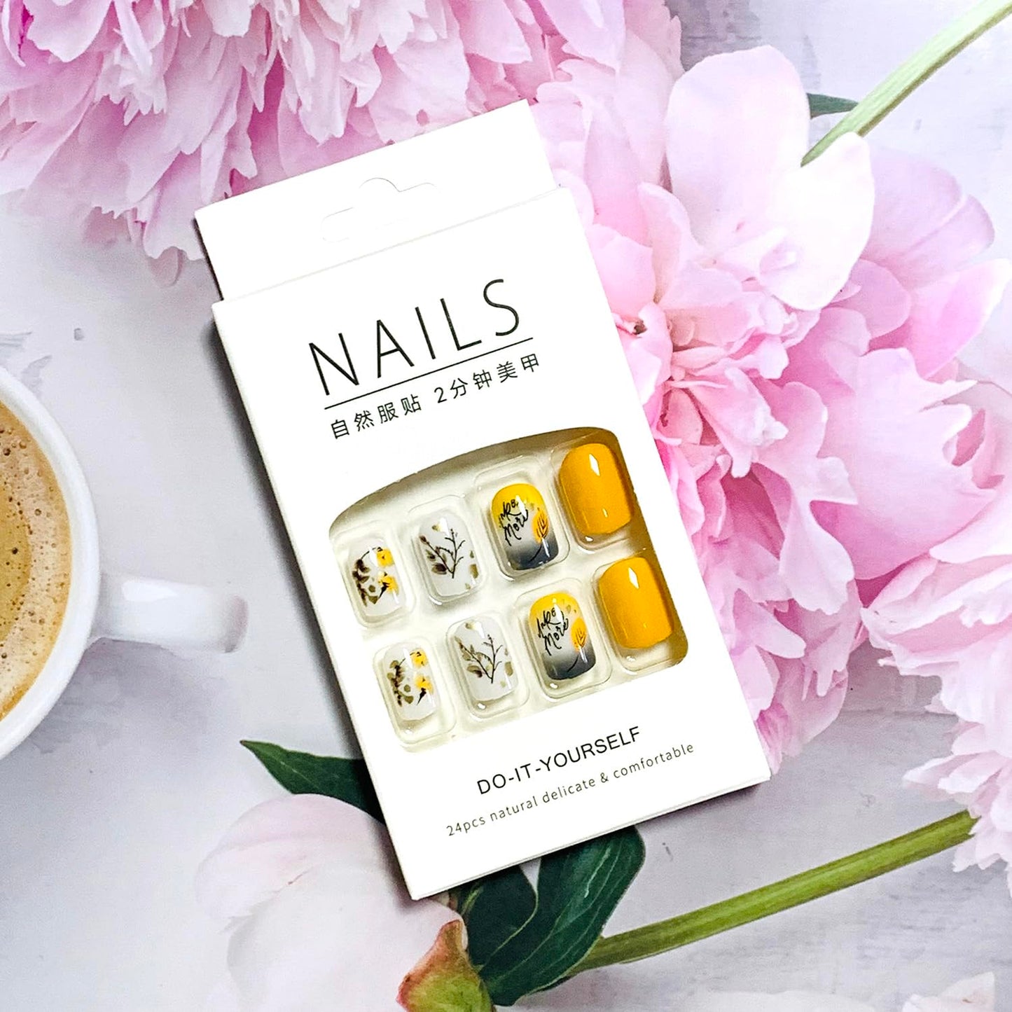 Thanksgiving Press On Short Acrylic Glossy Full Cover Nails with Maple Leaf Designs Artificial Autumn Leaves Glue on False Nails for Women Girls (W1478)