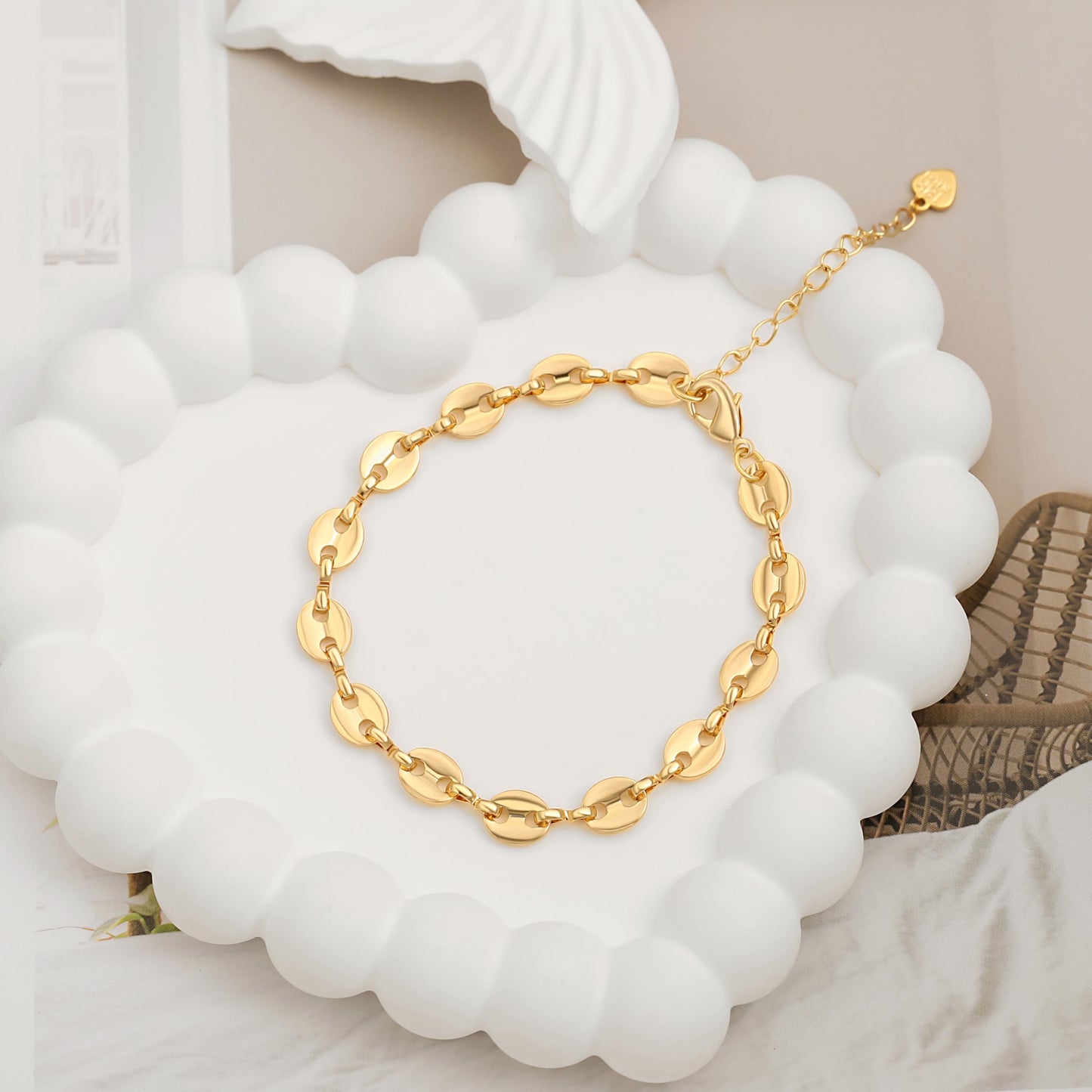 SOFYBJA Dainty 18K Gold Pig Nose Coffee Bean Link Chain Bracelet for Women Personalized Adjustable Bracelet Layered Jewelry