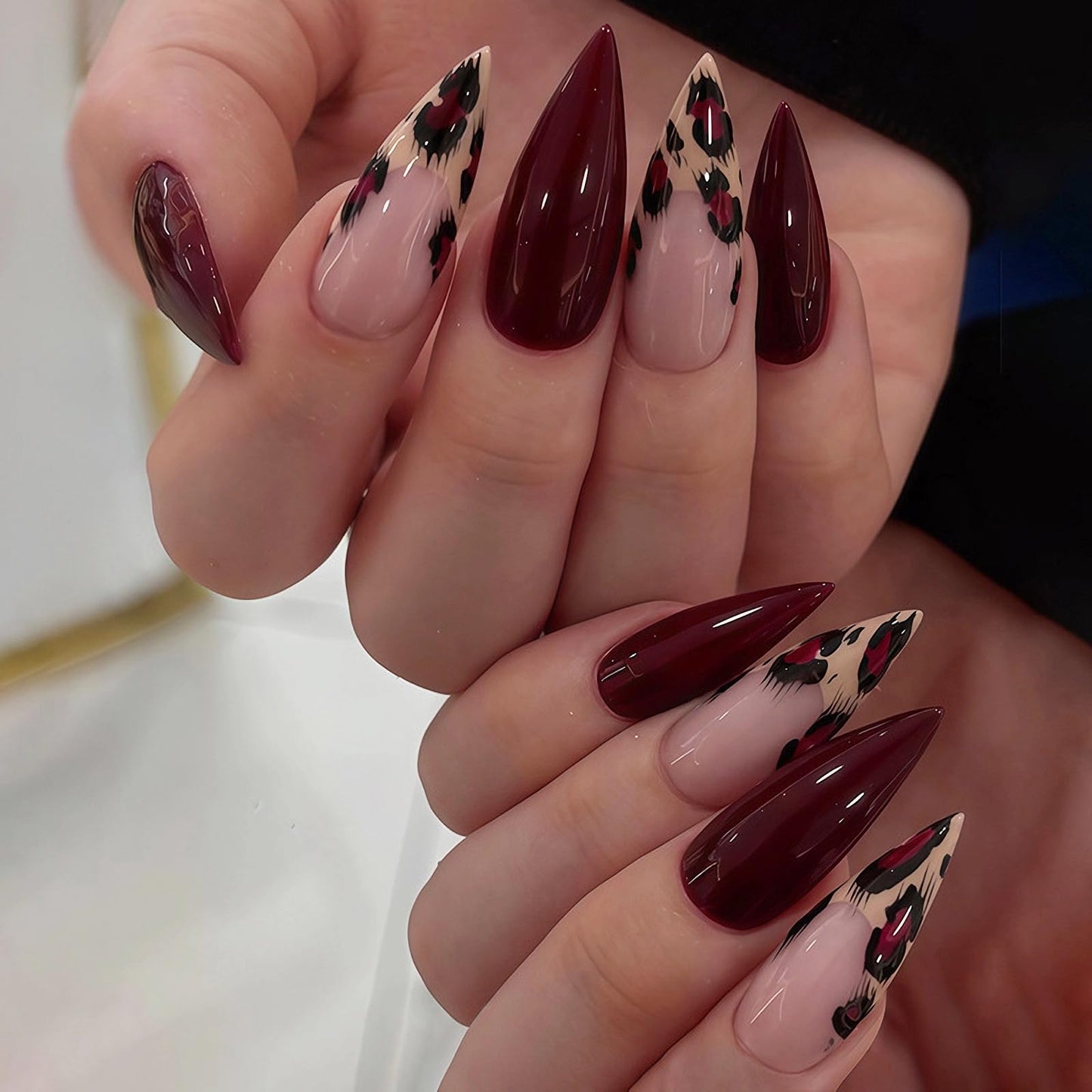 MISUD Press on Nails - Long Stiletto Fake Nails with Burgundy, Acrylic Cheetah Leopard Design 24 pcs