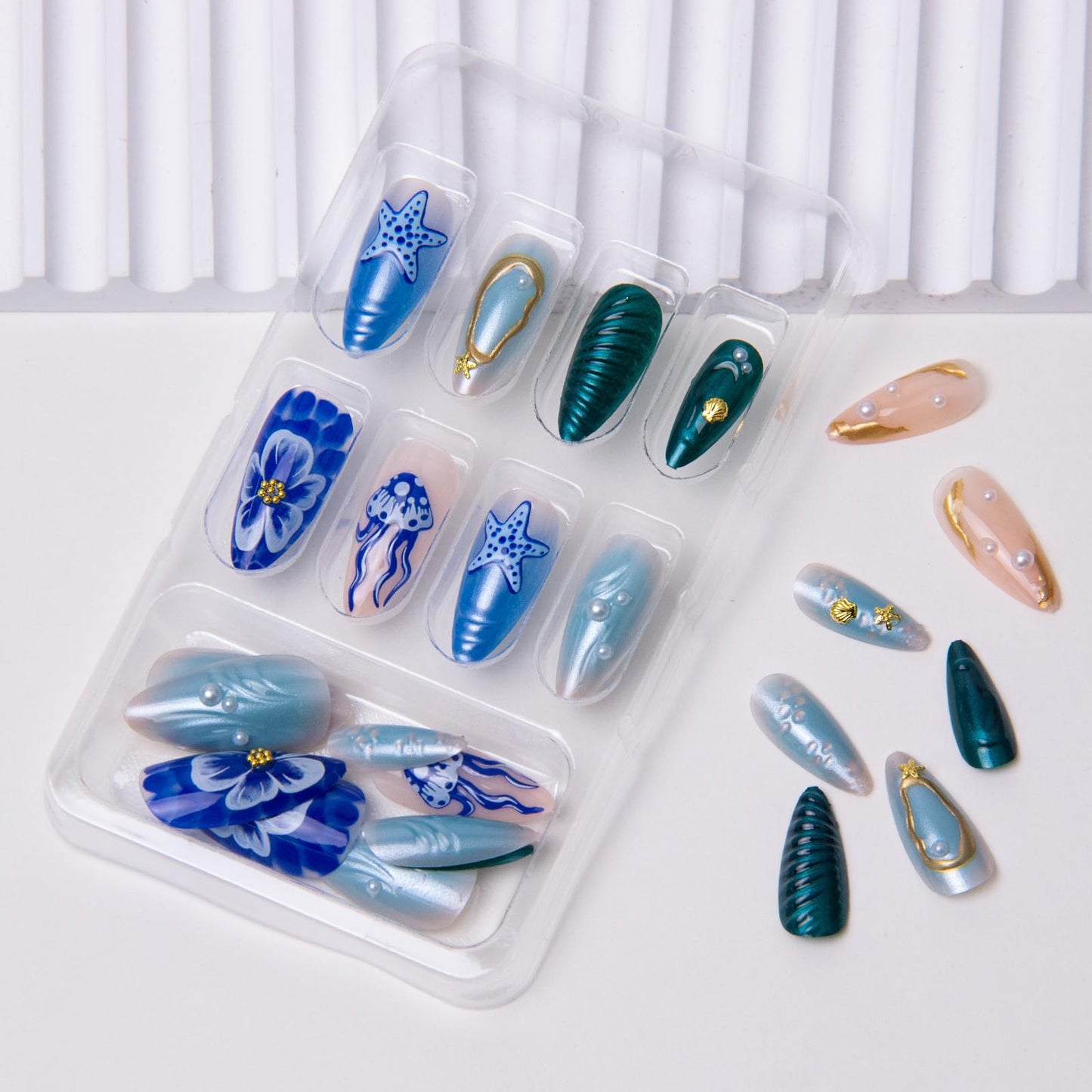 Summer Beach Press on Nails Medium Almond Fake Nails 3D Ocean Waves Acrylic Nails Blue Jellyfish Starfish Artificial Nails Gold Star False Nails with Pearl Designs Glue on Nails for Women Girls 24Pcs