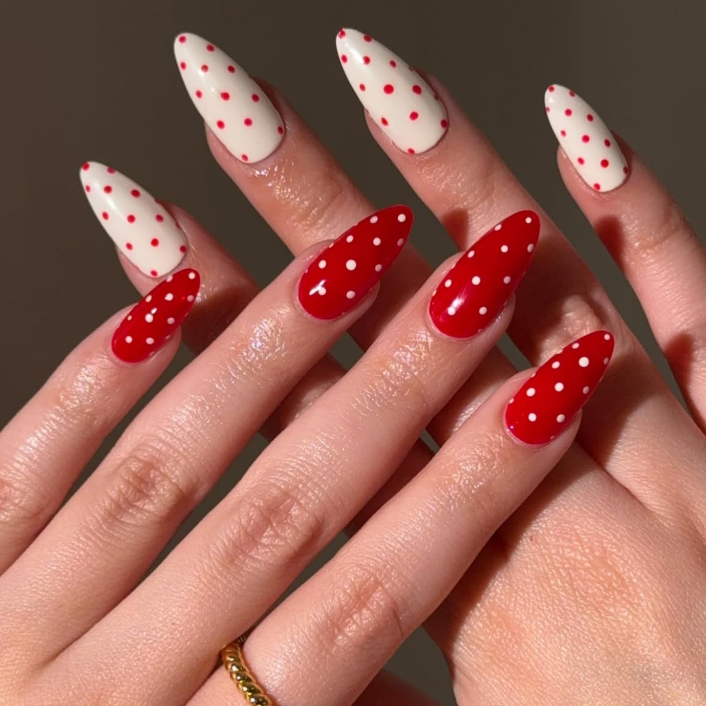 IMSOHOT Press on Nails Medium Almond Fake Nails Red White Polka Dot False Nails Glossy Artificial Handmade Acrylic Glue on Nails for Women Girls Manicure 24Pcs