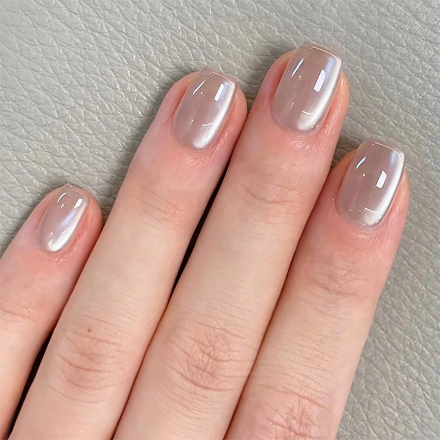 24Pcs Silver Press On Nails Short Square Fake Nails White Glitter Acrylic Nails Silver Shiny Artificial Nails Glossy Full Cover Glue On Nails For Women Girls Nail Supplies