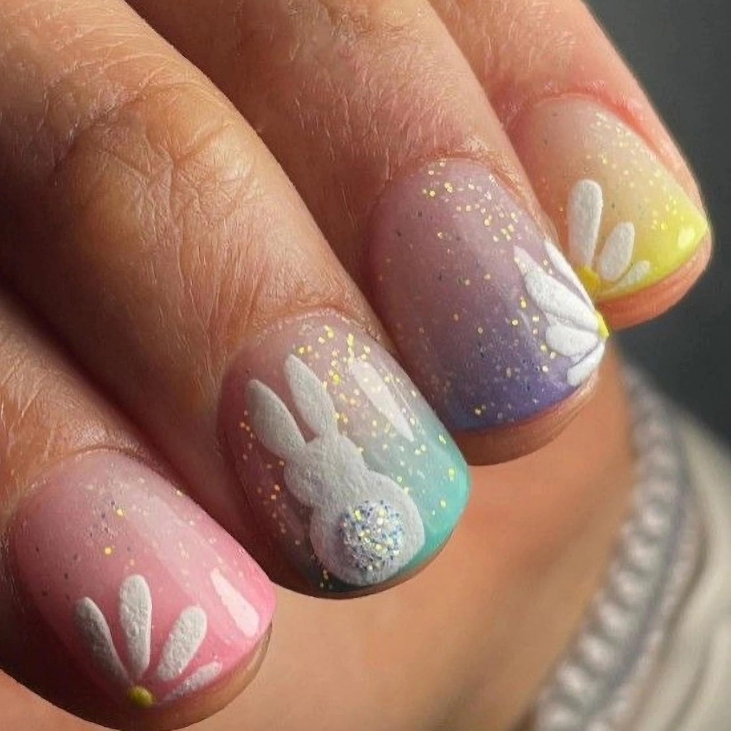 MISUD Press on Nails - Short Square Fake Nails with Colorful Ombre, Acrylic Easter Bunny Flower Design 24 pcs