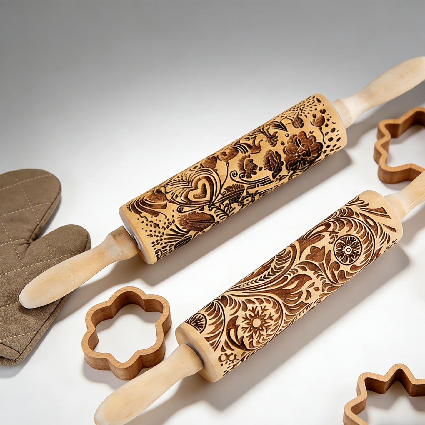 2 Pack Wooden Embossed Rolling Pin with Handles, Hardwood Dough Roller with Engraved Patterns, Kitchen Essential for Baking Pizza, Pies, Pastry, Cookies & Decorative Dough