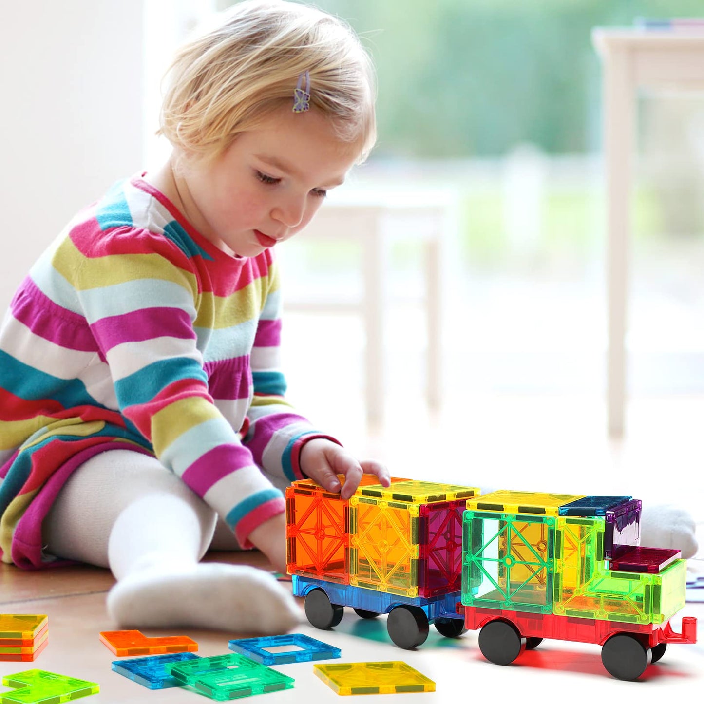 Gemmicc 2PCS Magnetic Cars + 63PCS Magnetic Tiles Set