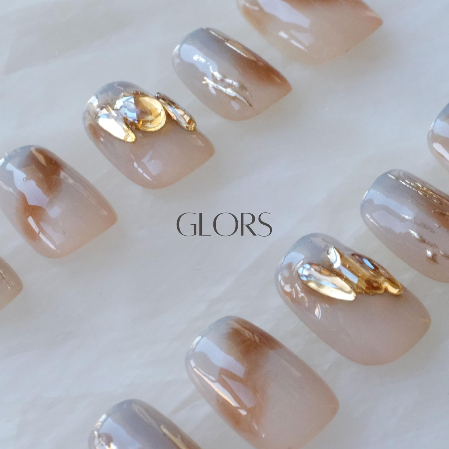 [GLORS] Purely Handmade Press On Nails | Mist Forest - Gradient High-end Elegant Wearable Fake False Nails | Salon Quality in Short Square 10 pieces(XS, SS)