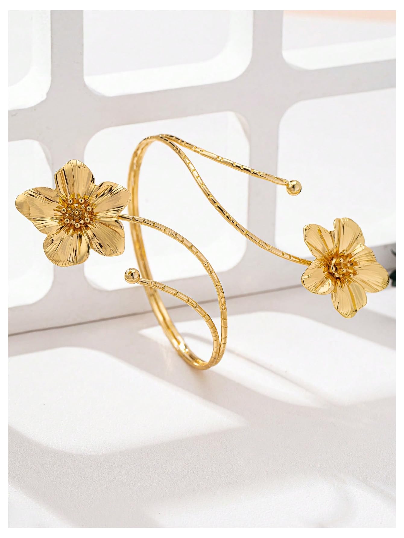 MakeMeChic Beach Gold Arm Cuff Jewelry for Women Bangle Band Armlet Flower Upper Arm Cuff Bracelet Summer Beach Essentials Gold Floral One-Size