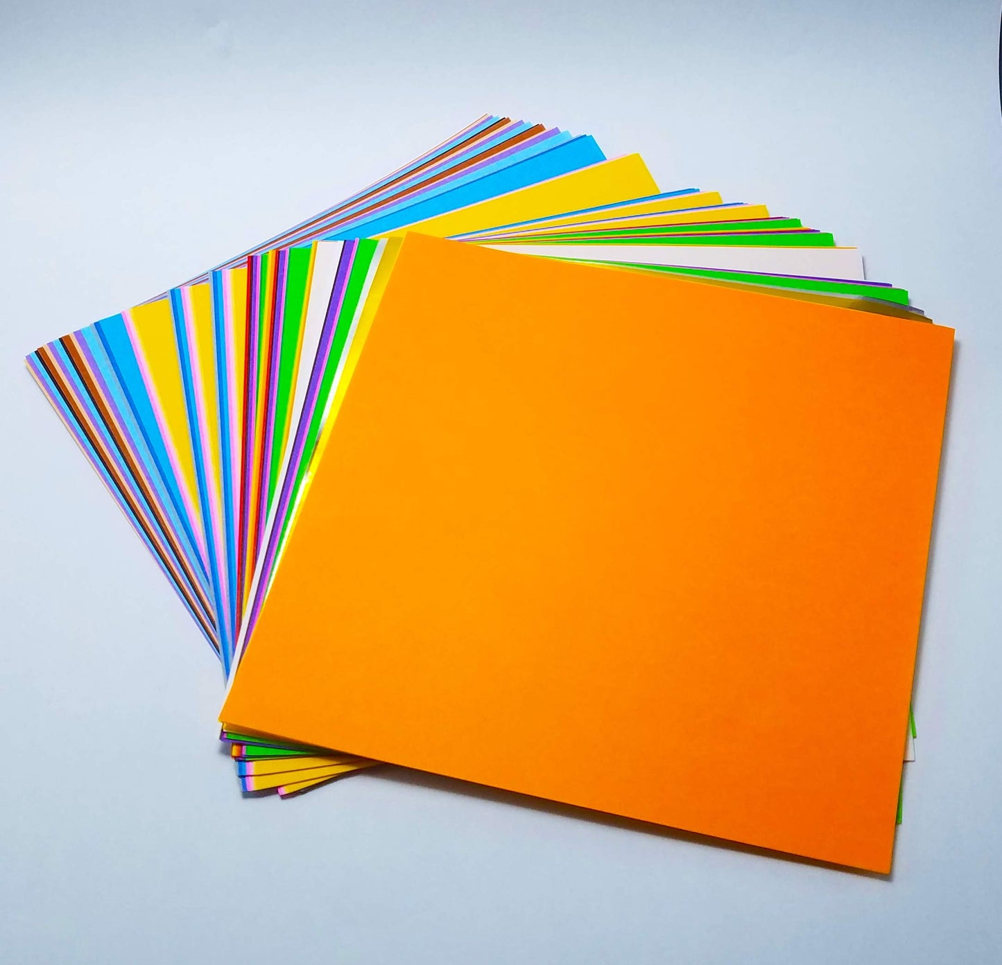 [Taro's Origami Studio] Standard 6 Inch One Sided 20 Colors 300 Sheets Square Easy Fold Premium Japanese Paper for Beginner (Gold and Silver Included) Made in Japan
