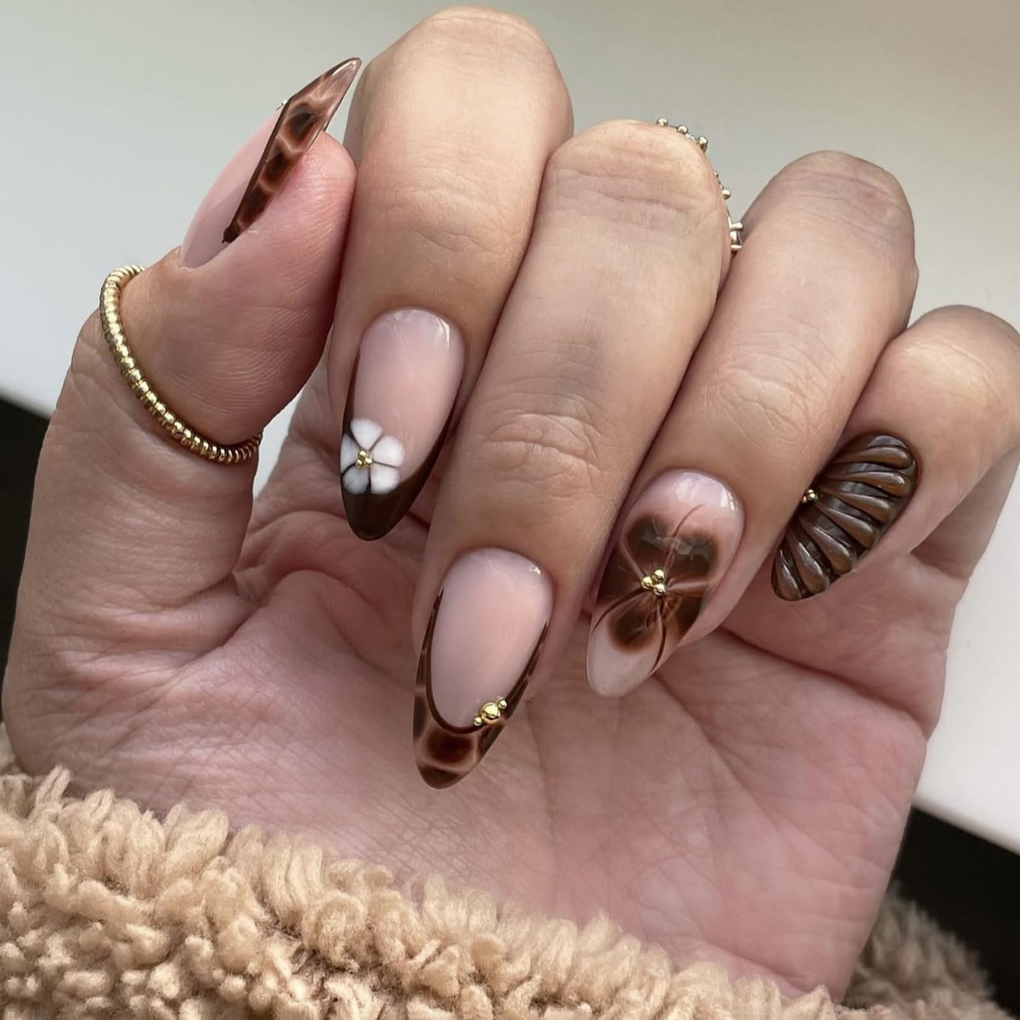 Octoswave Medium Press on Nails Almond Fake Nails French Tip Artificial Nail Rhinestones Charm Stick on Nail for Women 24pcs