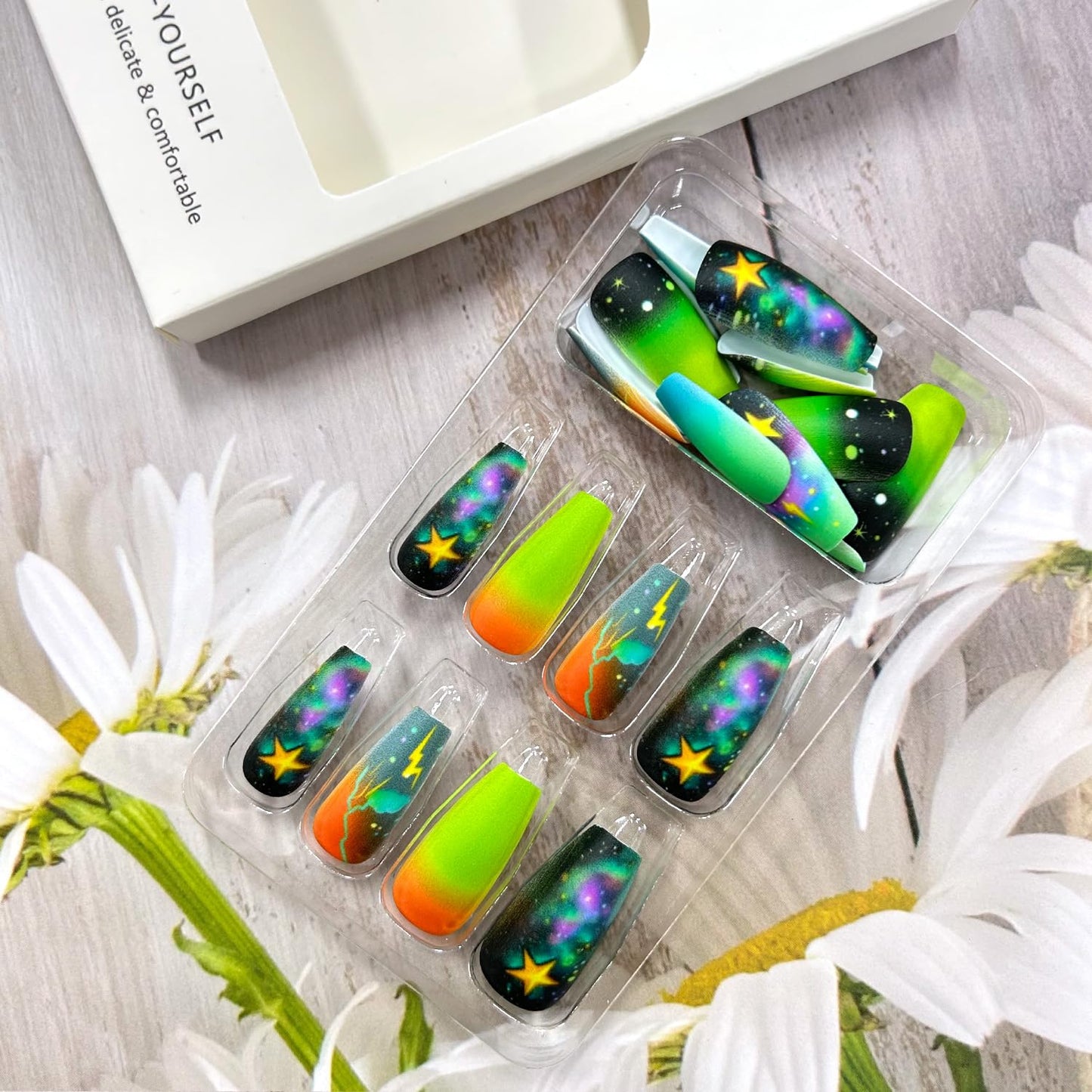 Gradient Press on Nails Long Length Ballet Shaped False Nails Clouds Lightning Pattern Design Acrylic Nails Colorful Smudge Press Nails Artificial Acrylic Nails Full Cover Stick on Nails for Women