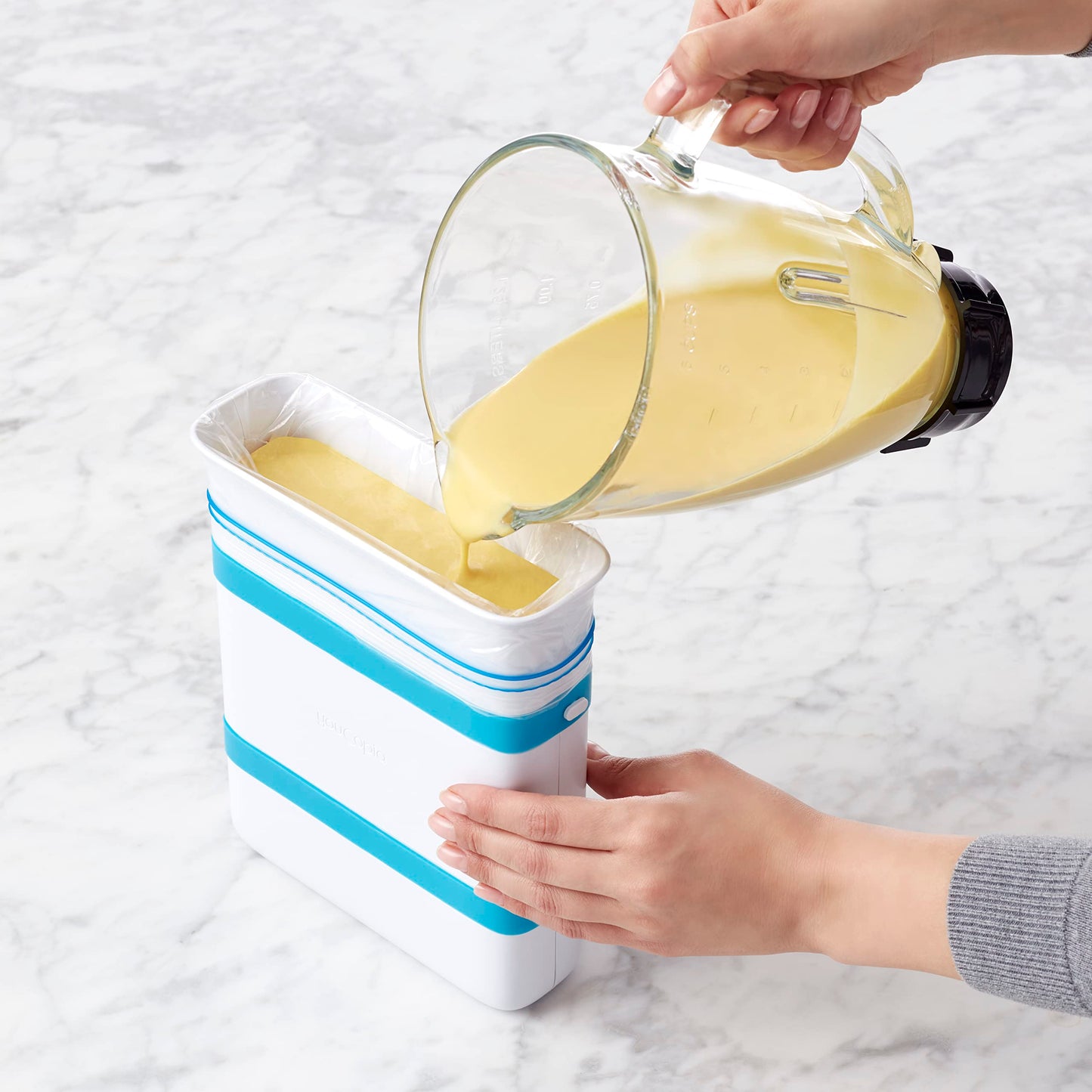 YouCopia FreezeUp Freezer Food Block Maker, 6 Cup, Meal Prep Bag Container to Freeze Soup and Leftovers
