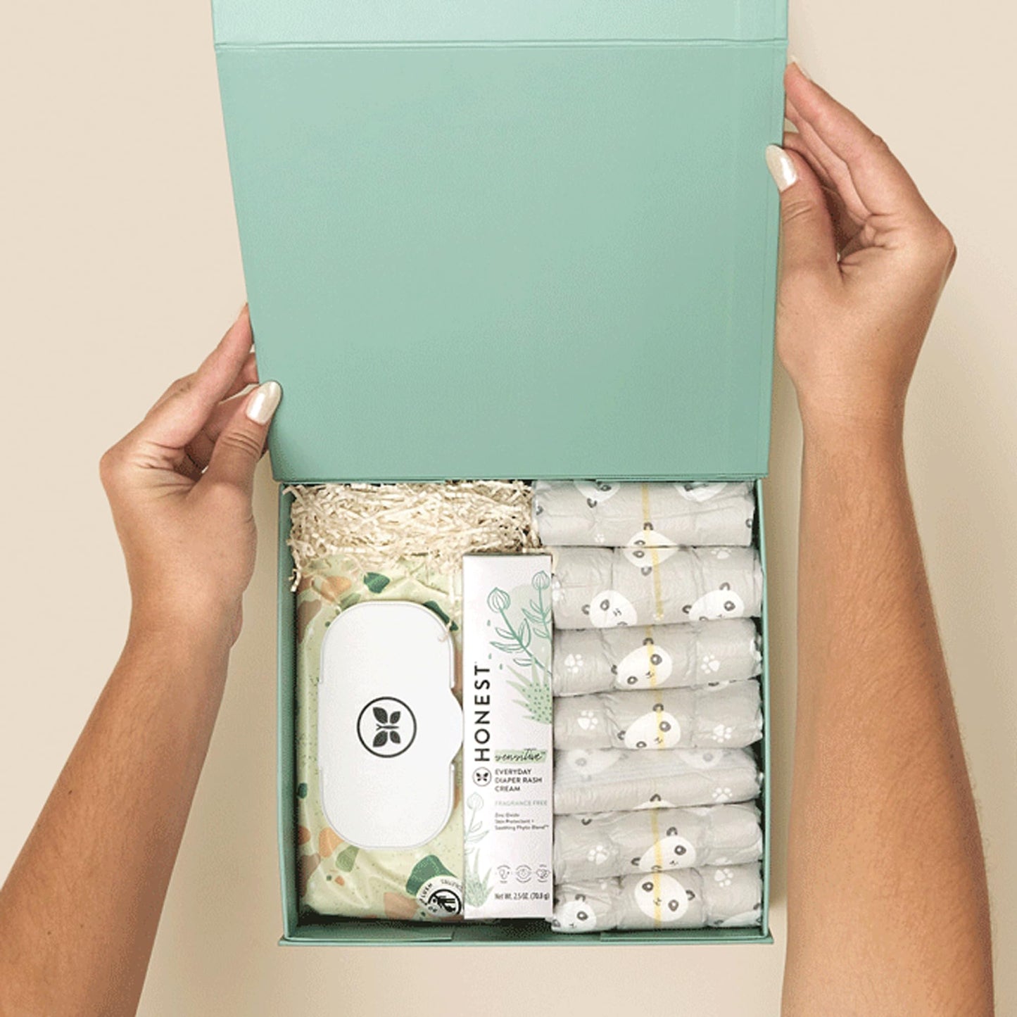 The Honest Company Babe's Clean Bum Gift Set, Diapering and Newborn Essentials 99% Water Wipes 60 ct Diaper Rash Cream 2.5 oz Conscious Diapers Size 1