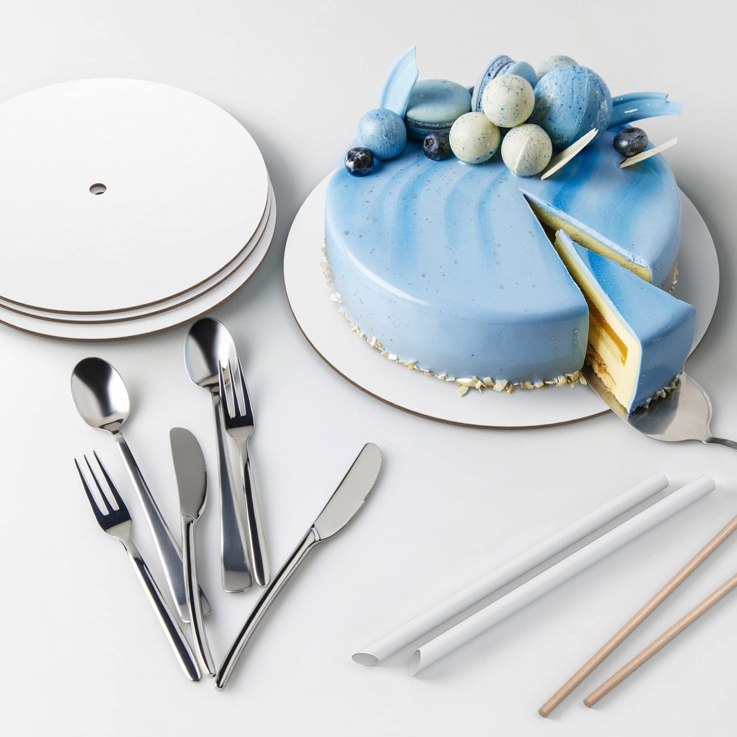 BluShore Cake Boards Tiering Kit - Cake Board 10 Inch, 8 Inch, and 6 Inch (5 Pieces Each) With Parchment Paper Rounds, Wooden Dowels, and Straw Dowels - Cardboard Cake Rounds Stacking Kit [130 Pieces]