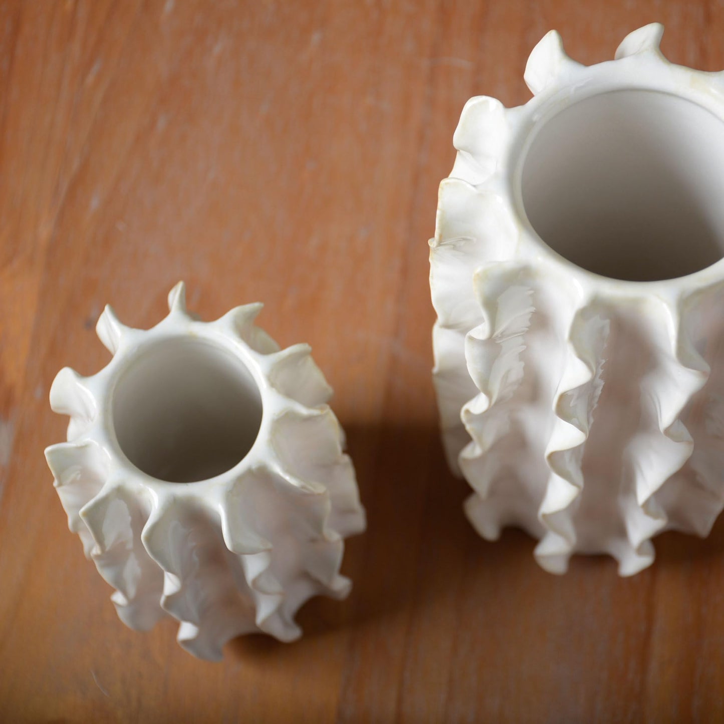 SEINHIJO Ceramic Flower Vase Modern Decor Sculpture Home Gift Statue for Tabletop Bookshelf Art 8.0 Inch