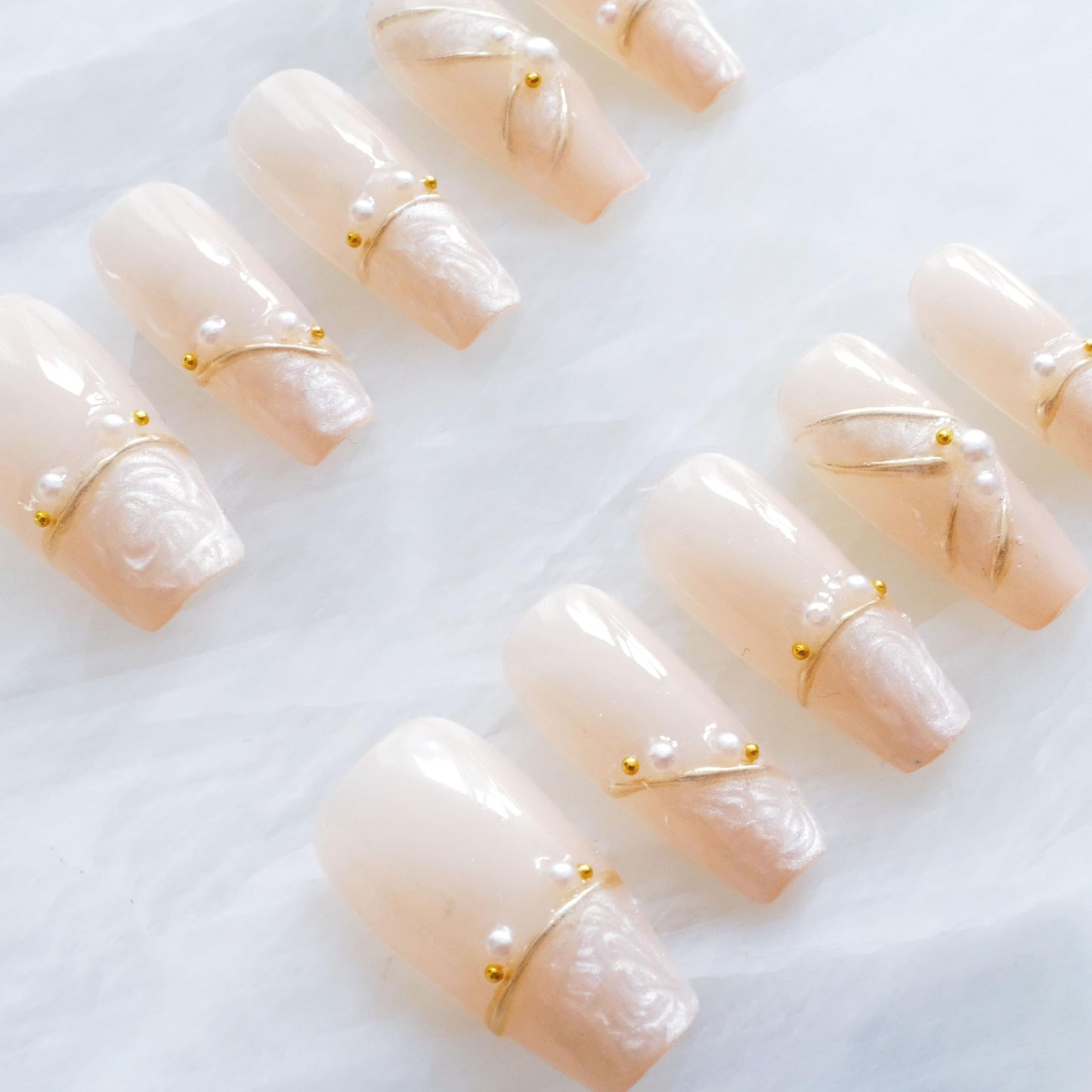 [GLORS] Luxury Pearl Press-on Nails, Long Ballerina Shape, Gold Accented Artificial Nails Set, Handmade False Nail 10 Pieces (XS, LS)