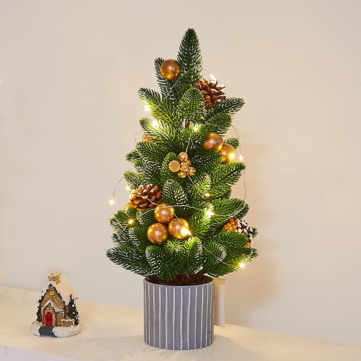 MYELLU Classic Small Christmas Tree Table Decor - Mini Tabletop Artificial Tree Indoor Christmas Holiday Centerpiece for Desktop Home Office Bedroom Decor Gift(Gold Pine)