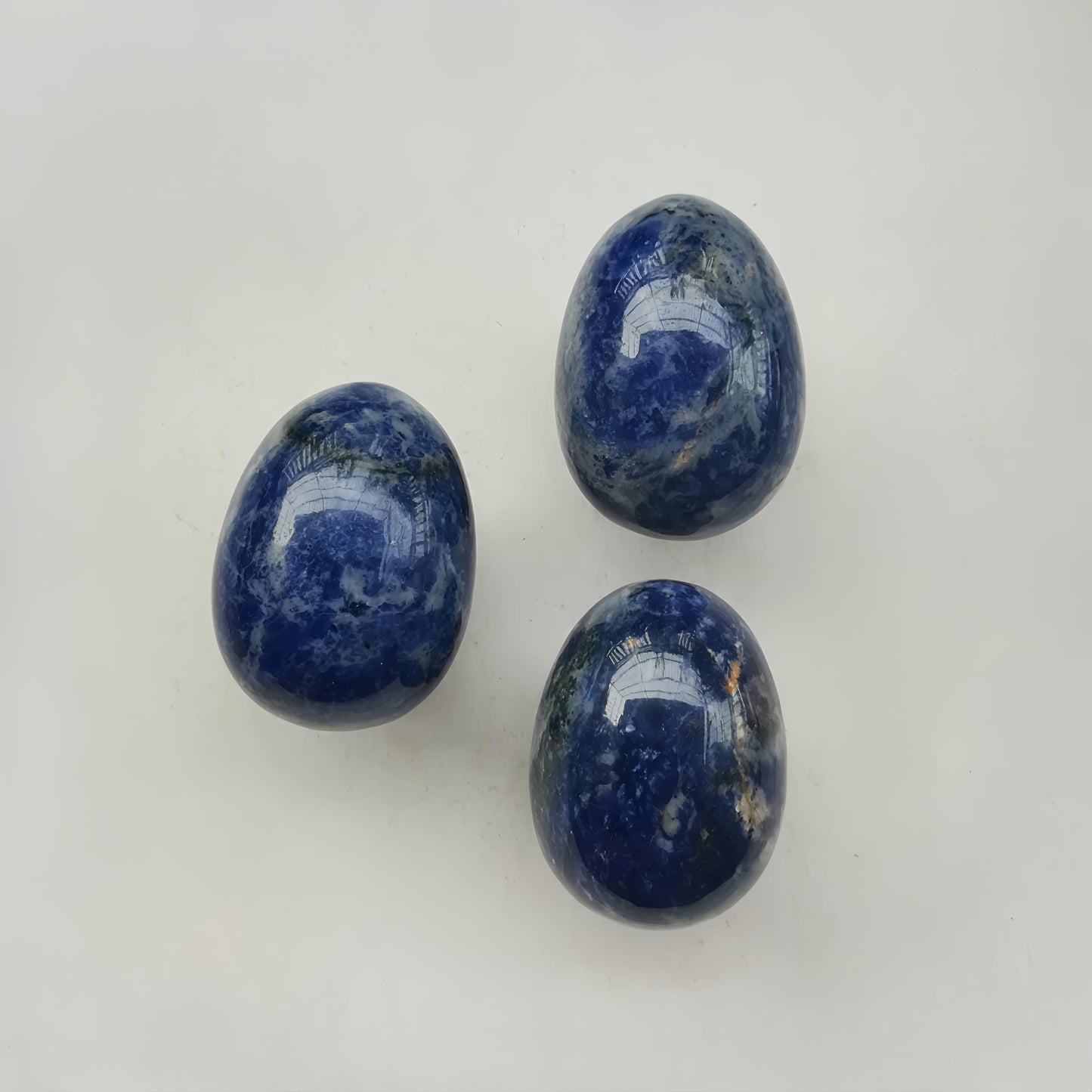 Sunshcat Natural Sodalite Egg Shaped Meditation Chakra and Home Decor Balance Crystals and Healing Stones Statue Set,35 * 50mm Easter and Thanksgiving Gift,with Wooden Bracket